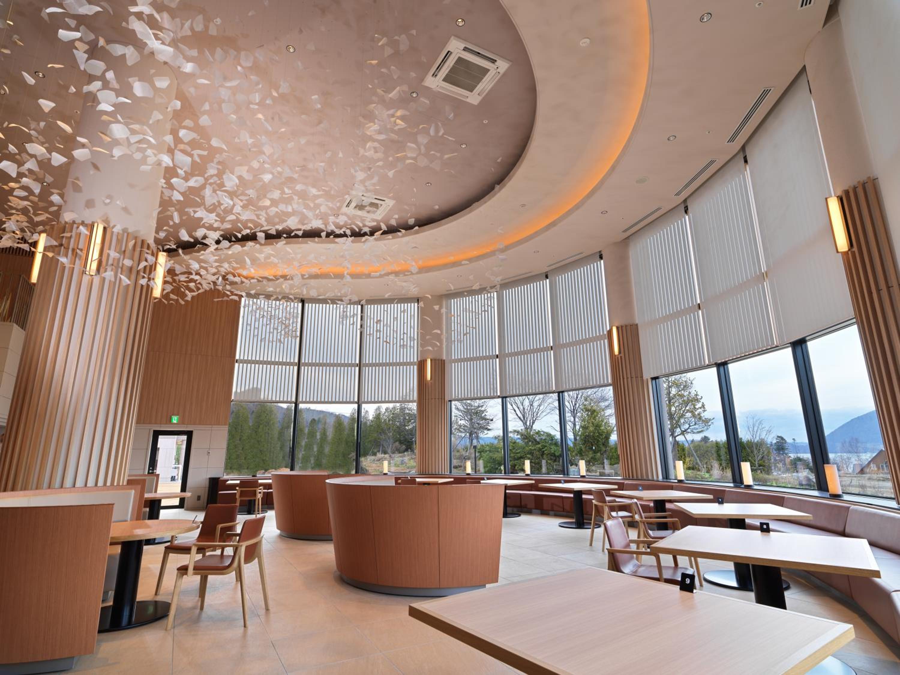 Room with Tatami Area & Onsen Open Air Bath-Lake View-East Wing - Non-Smoking- Premium French Dinner & Buffet Breakfast - Photo 6