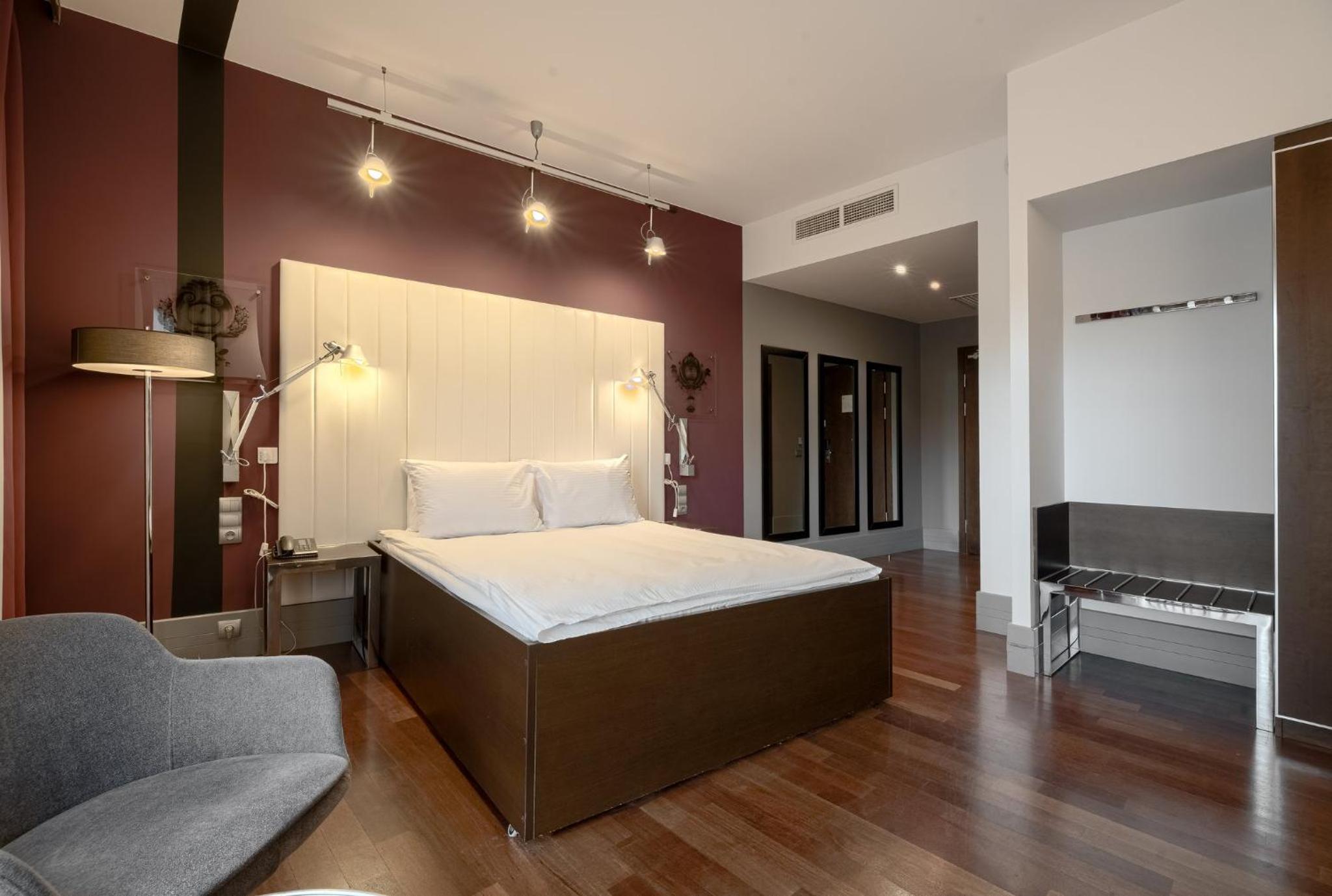Standard King Room - Disability Access