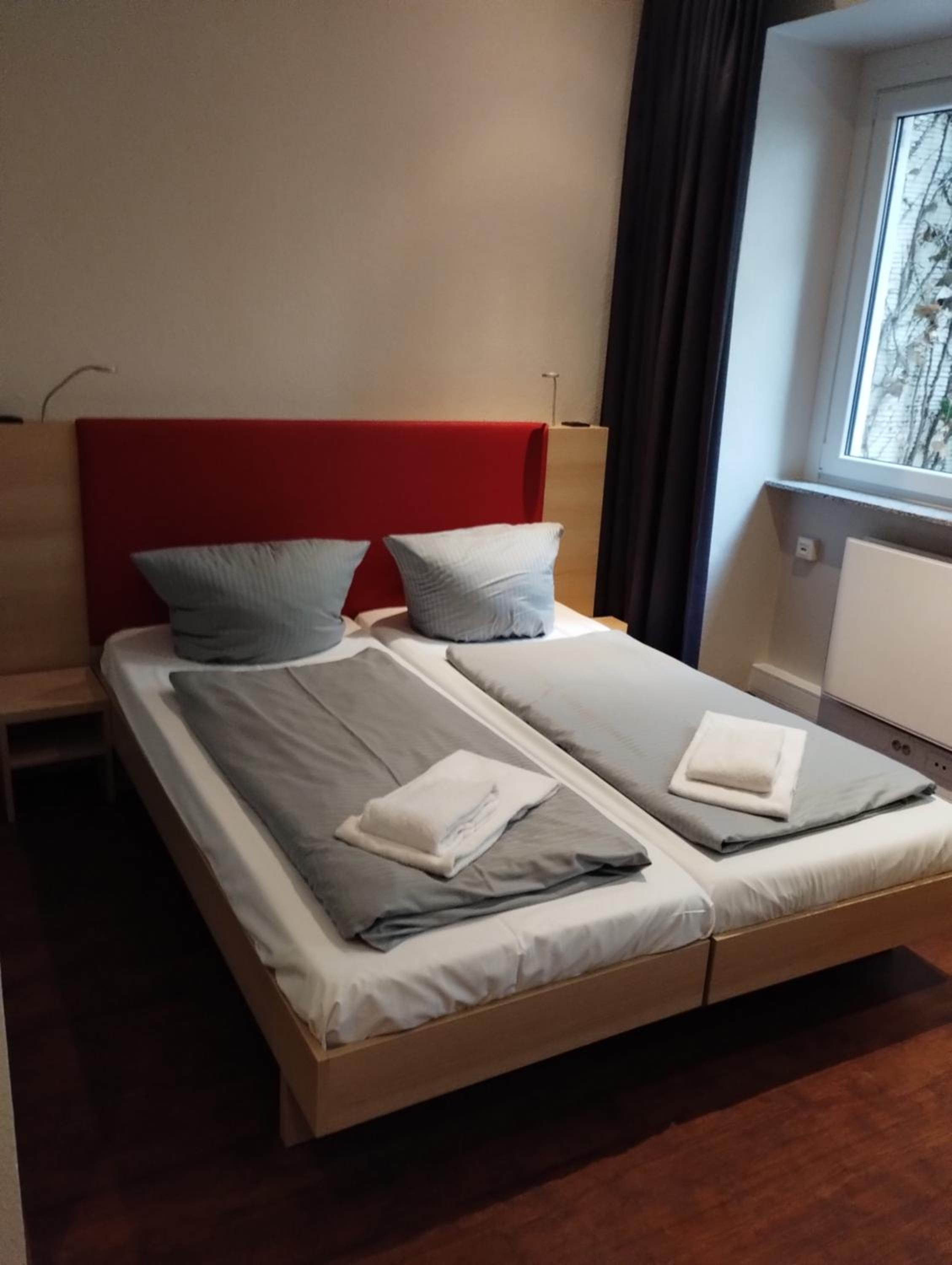 Standard Double or Twin Room - Photo 1