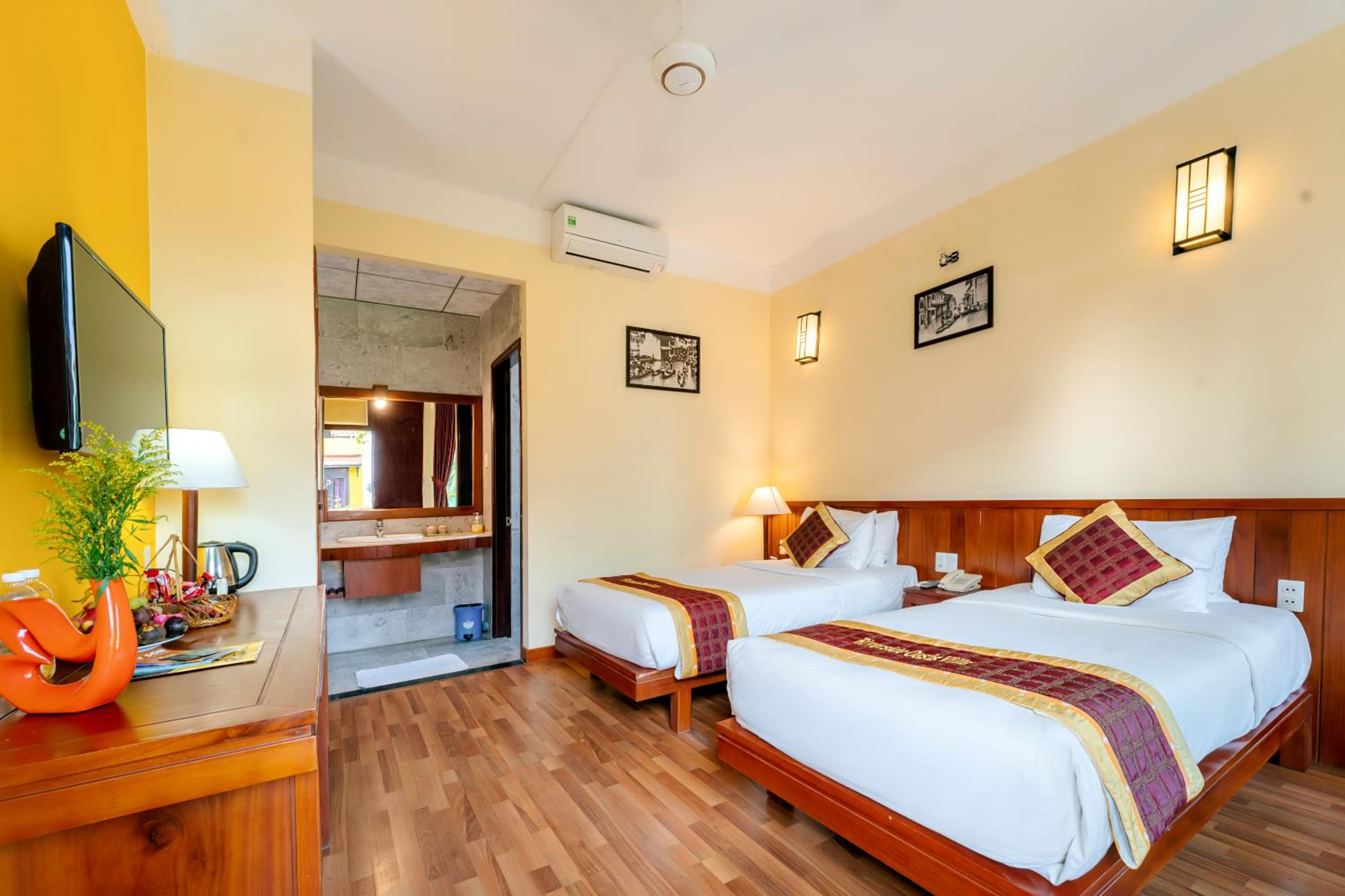 Deluxe Double or Twin Room with River View - Photo 7