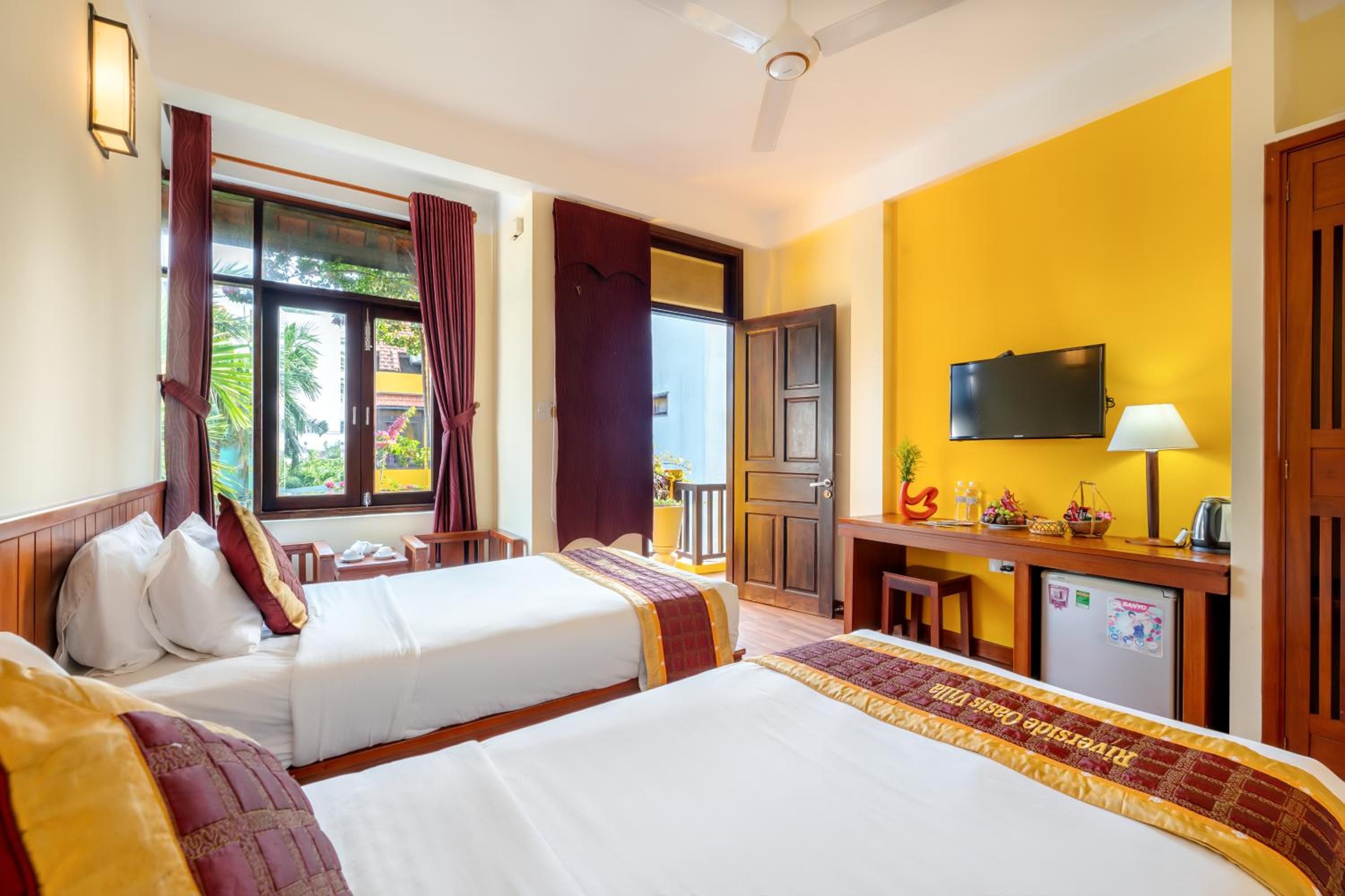 Deluxe Double or Twin Room with Garden View