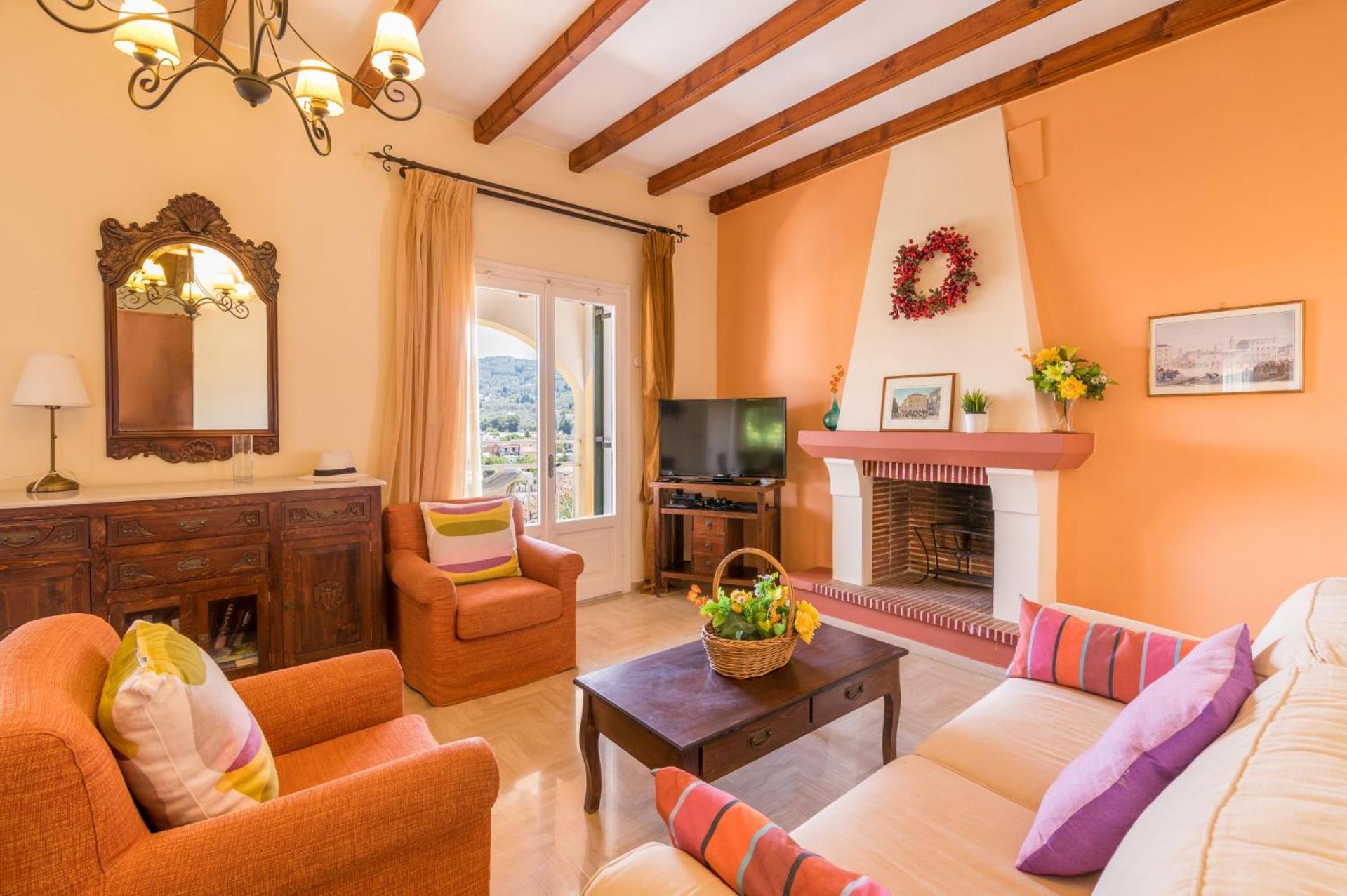 Villa photo 1