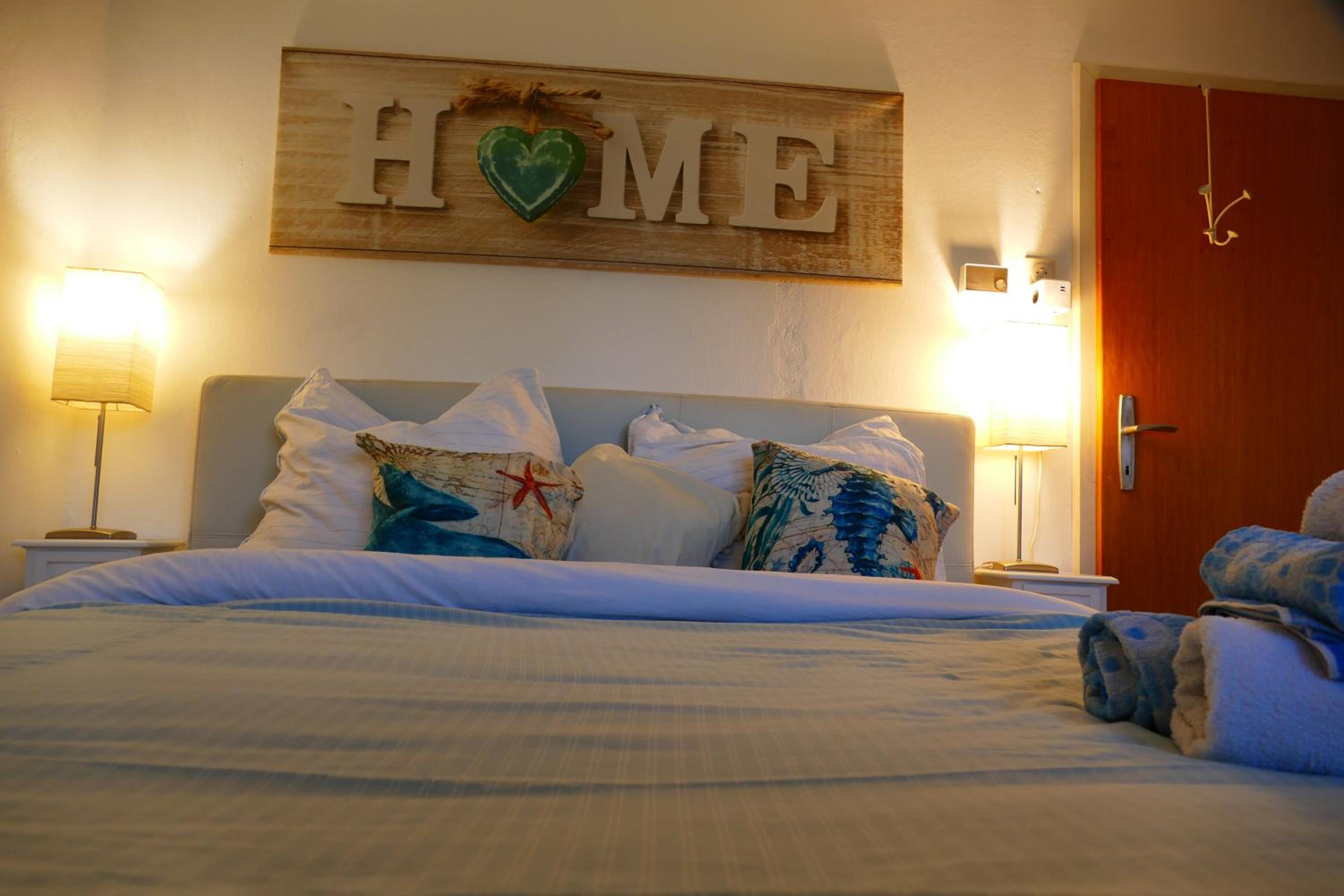 Double Room with Shared Bathroom photo 1