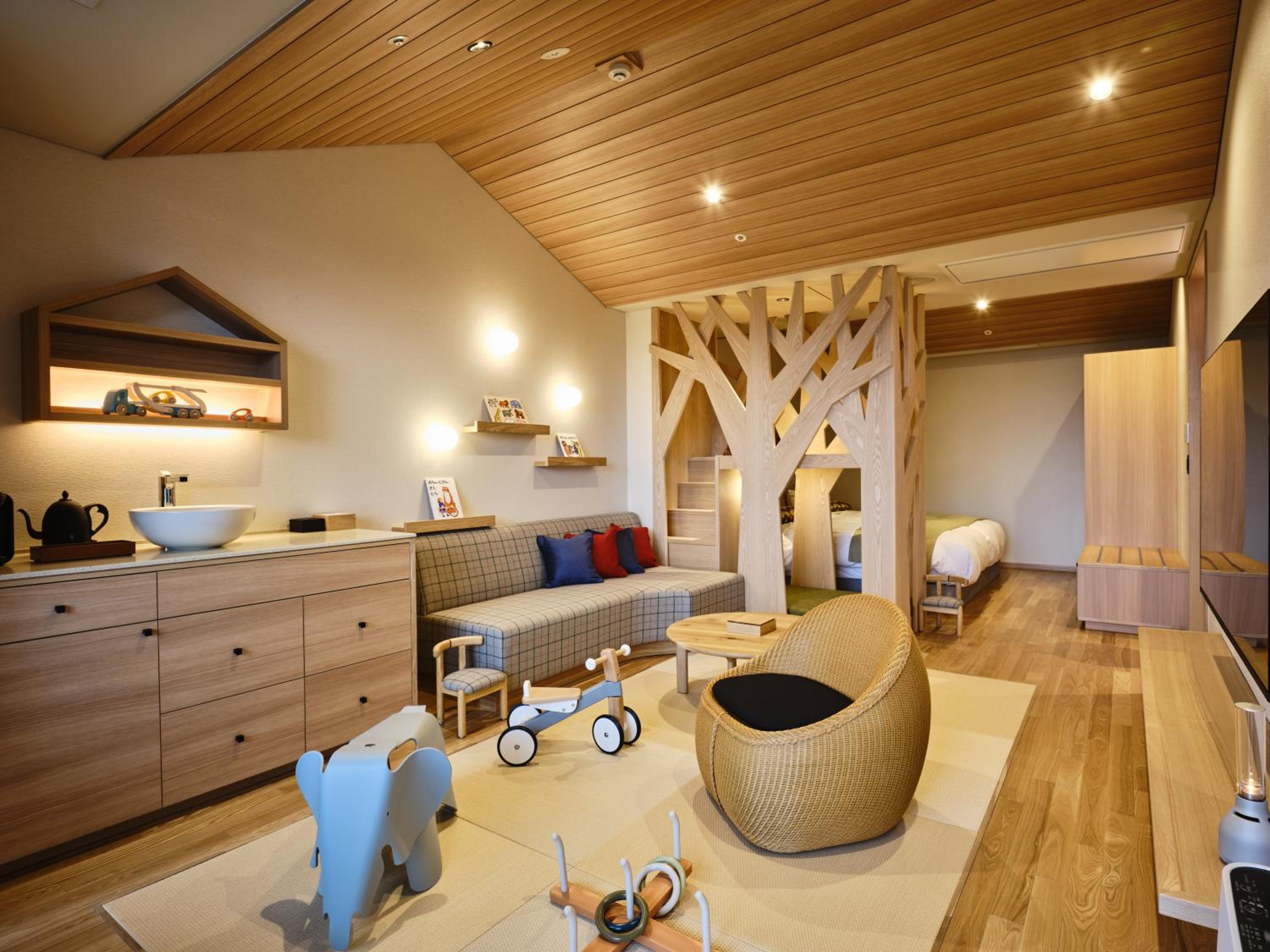 Family Room with Tatami Area & Onsen Open Air Bath-Lake View-East Wing - Non-Smoking- Premium French Dinner & Buffet Breakfast photo 1