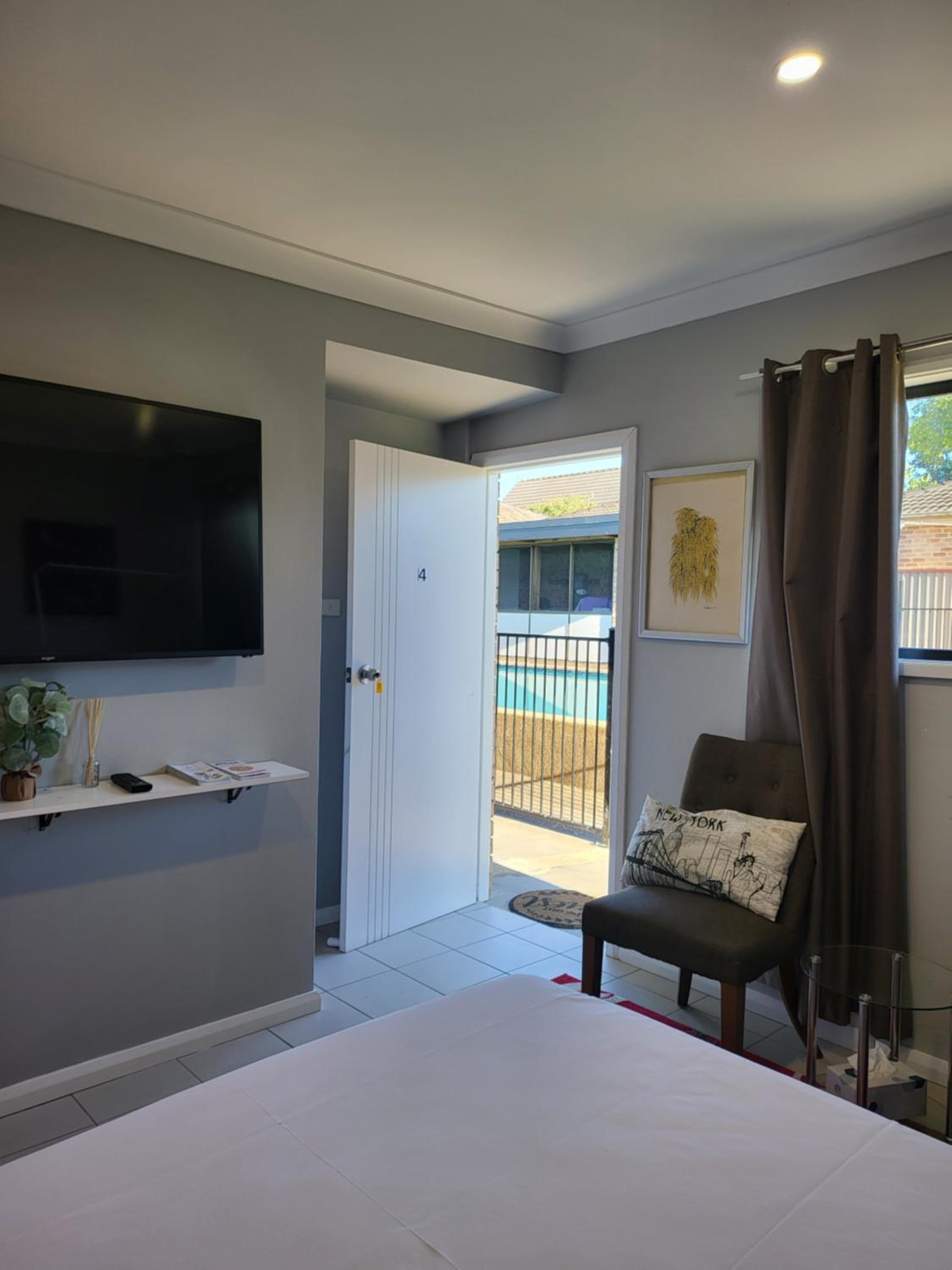 Double Room with Private Bathroom - Photo 8