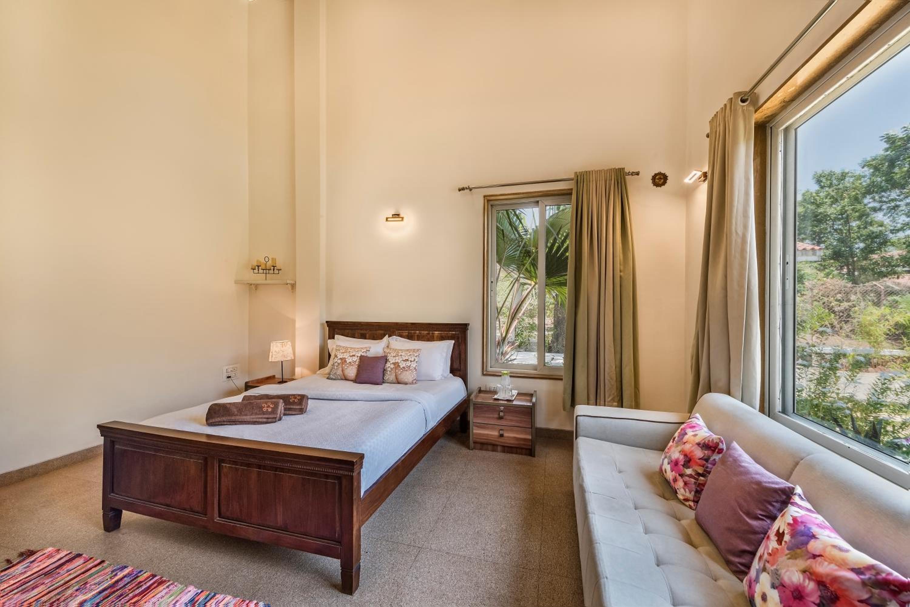Three-Bedroom Villa - Photo 24