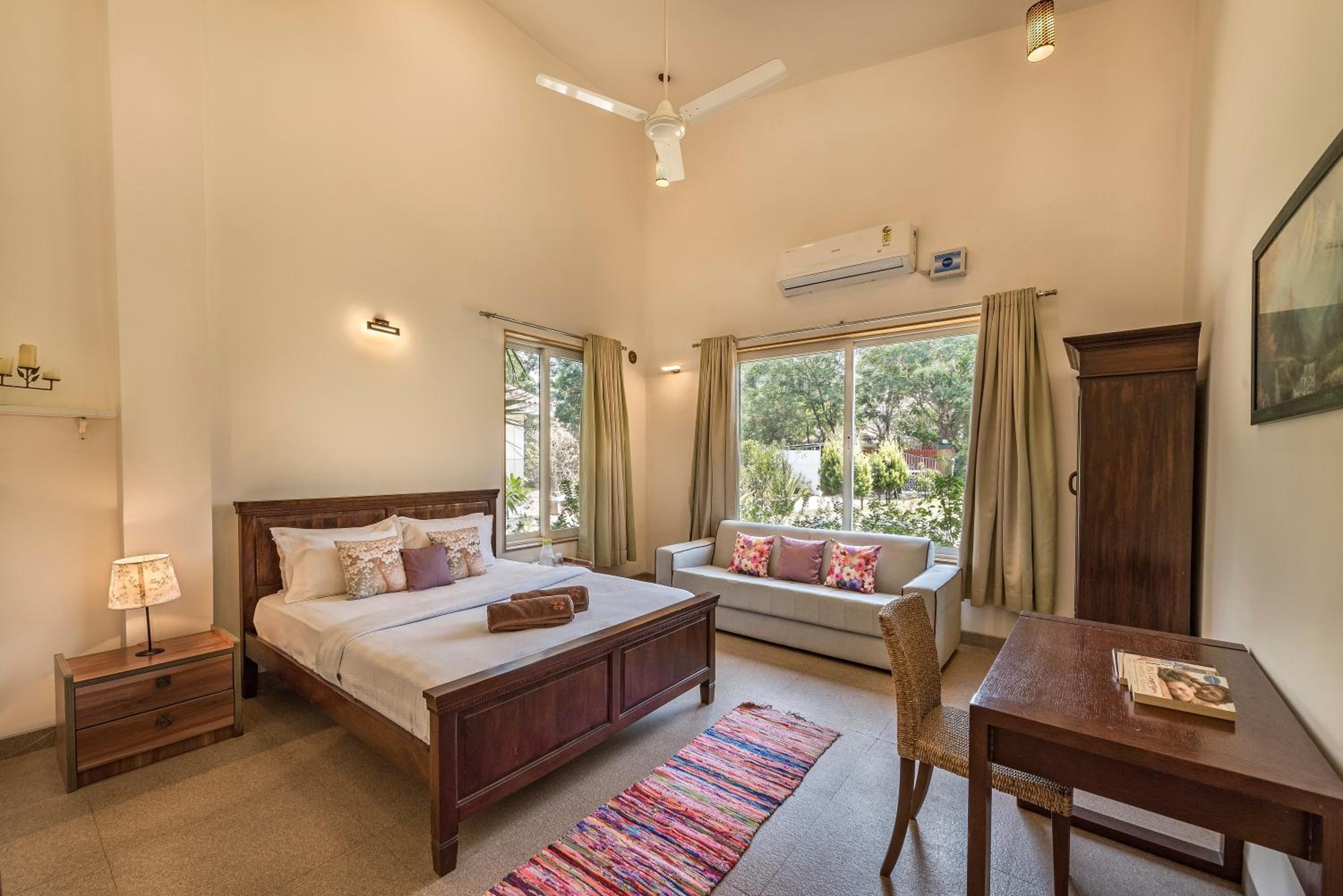 Three-Bedroom Villa - Photo 28