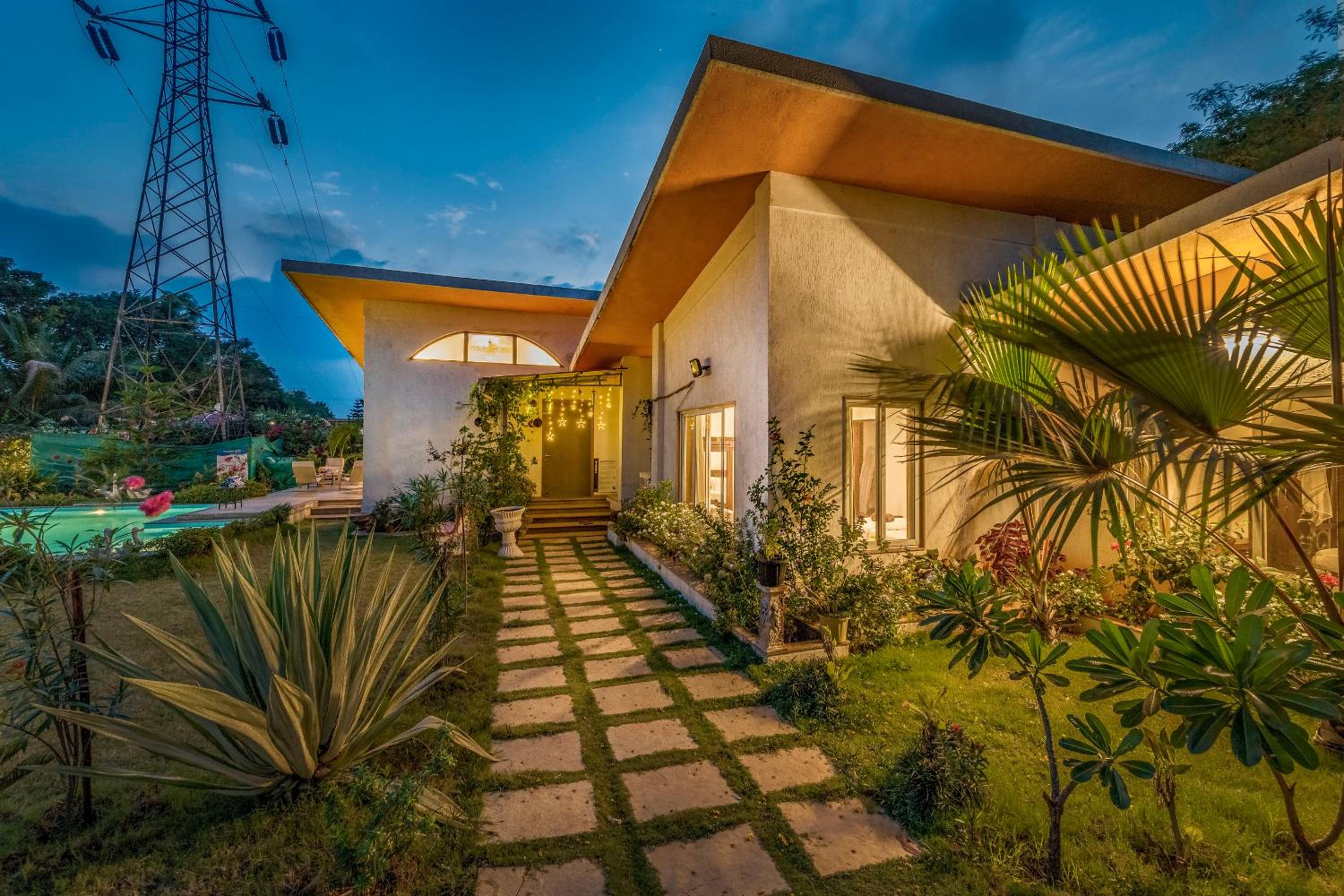 Three-Bedroom Villa - Photo 17