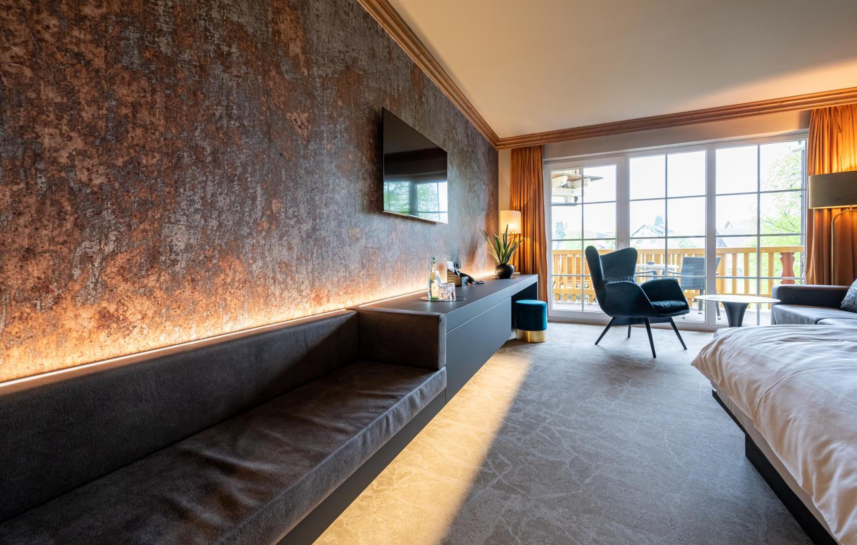 Superior Room Modern with Balcony photo 1