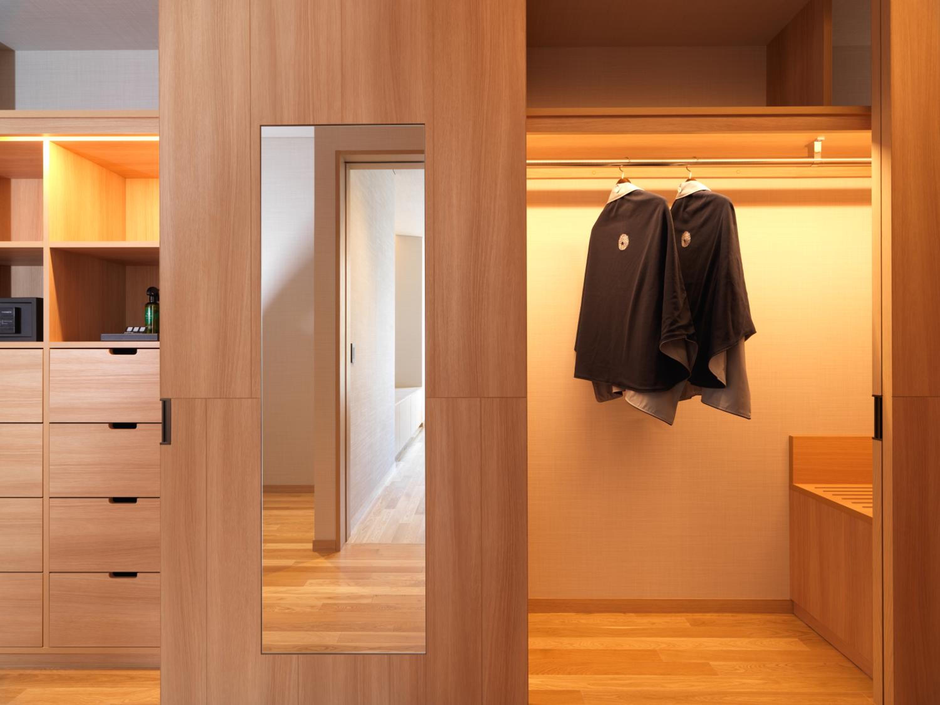 Junior Suite with Onsen Open Air Bath-Mountain View-East Wing - Non-Smoking- Premium French Dinner & Japanese Breakfast - Photo 11