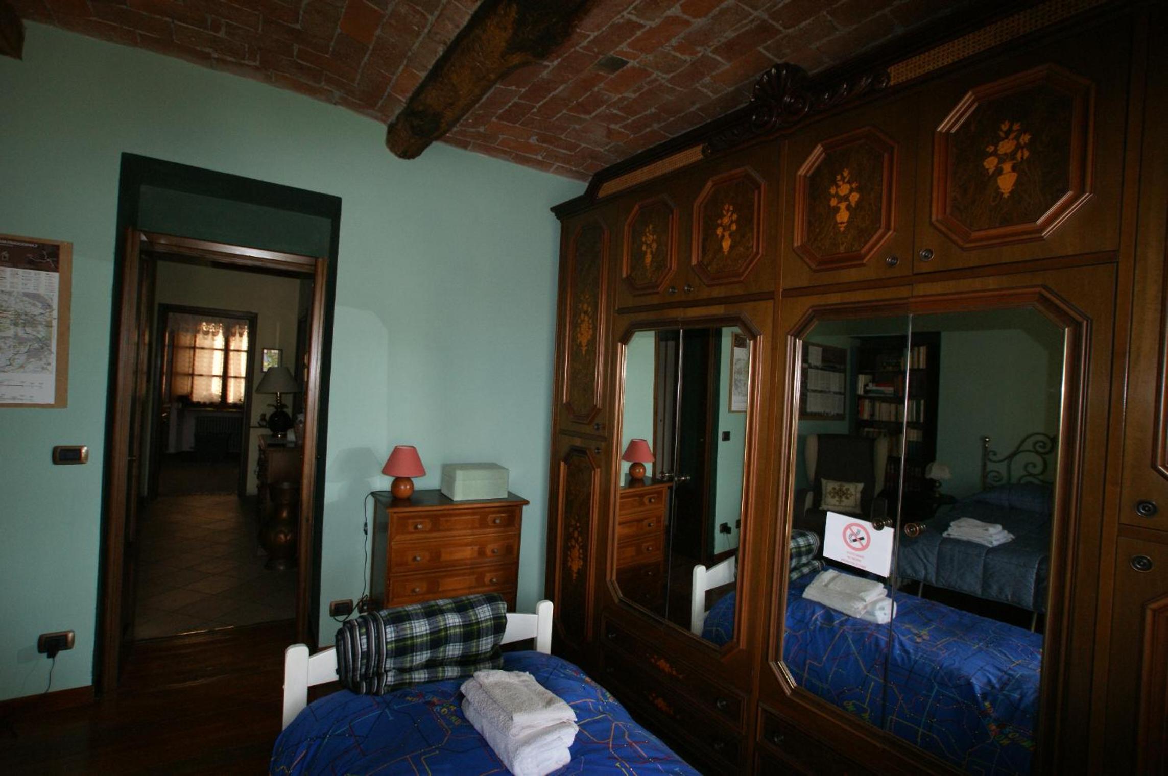 One-Bedroom House photo 1