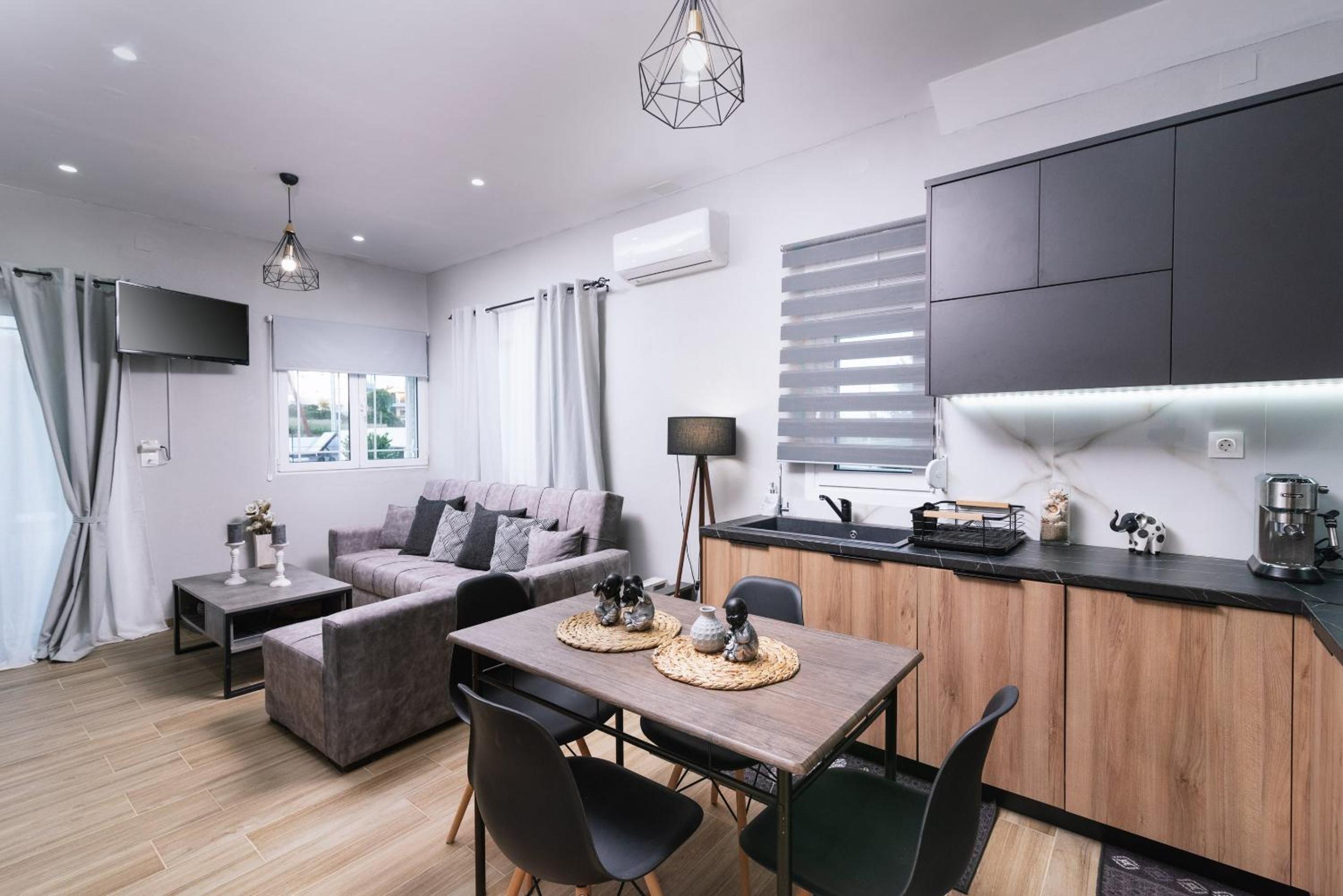 Two-Bedroom House photo 1