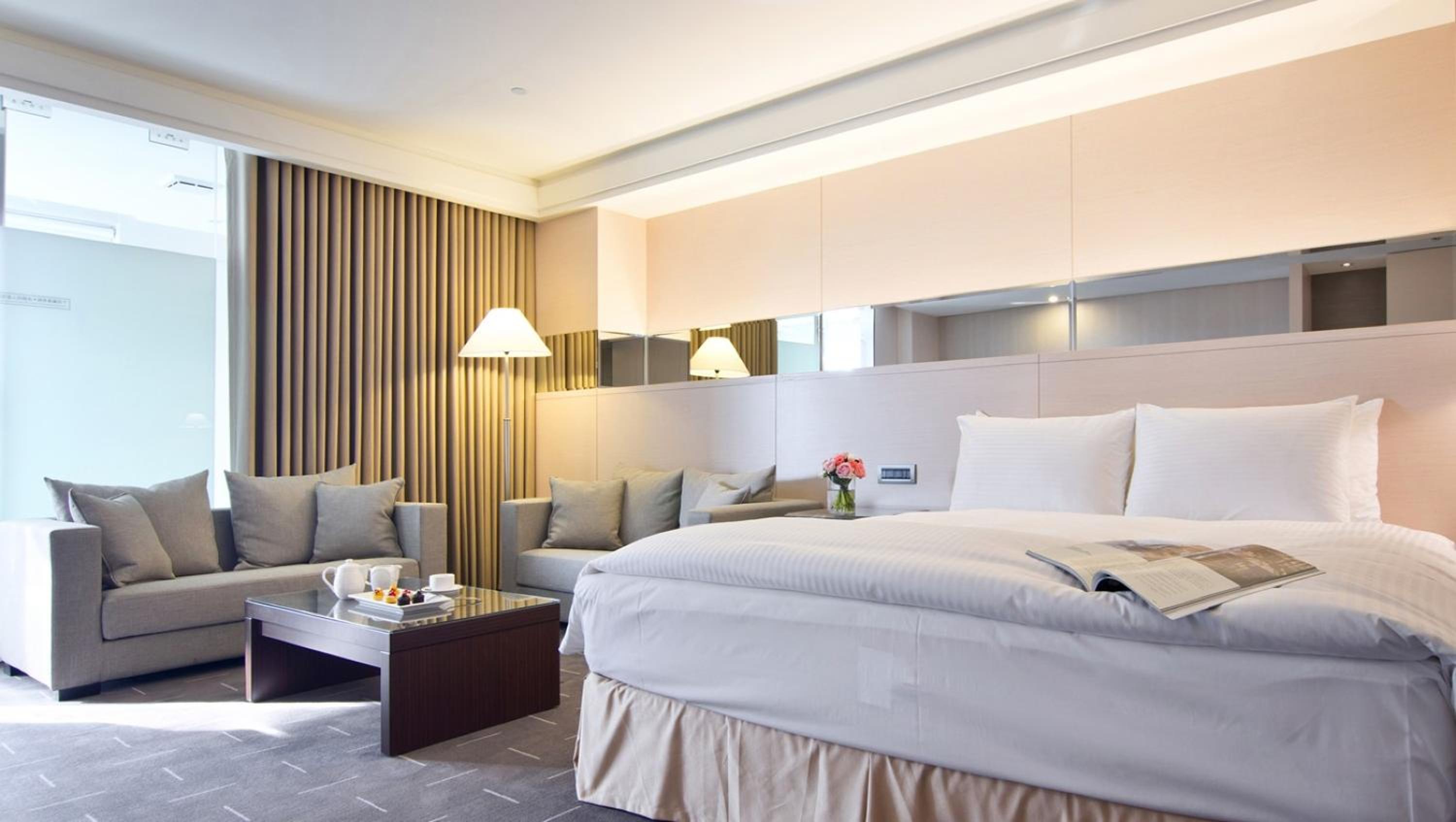 Deluxe Double Suite - Photo 2