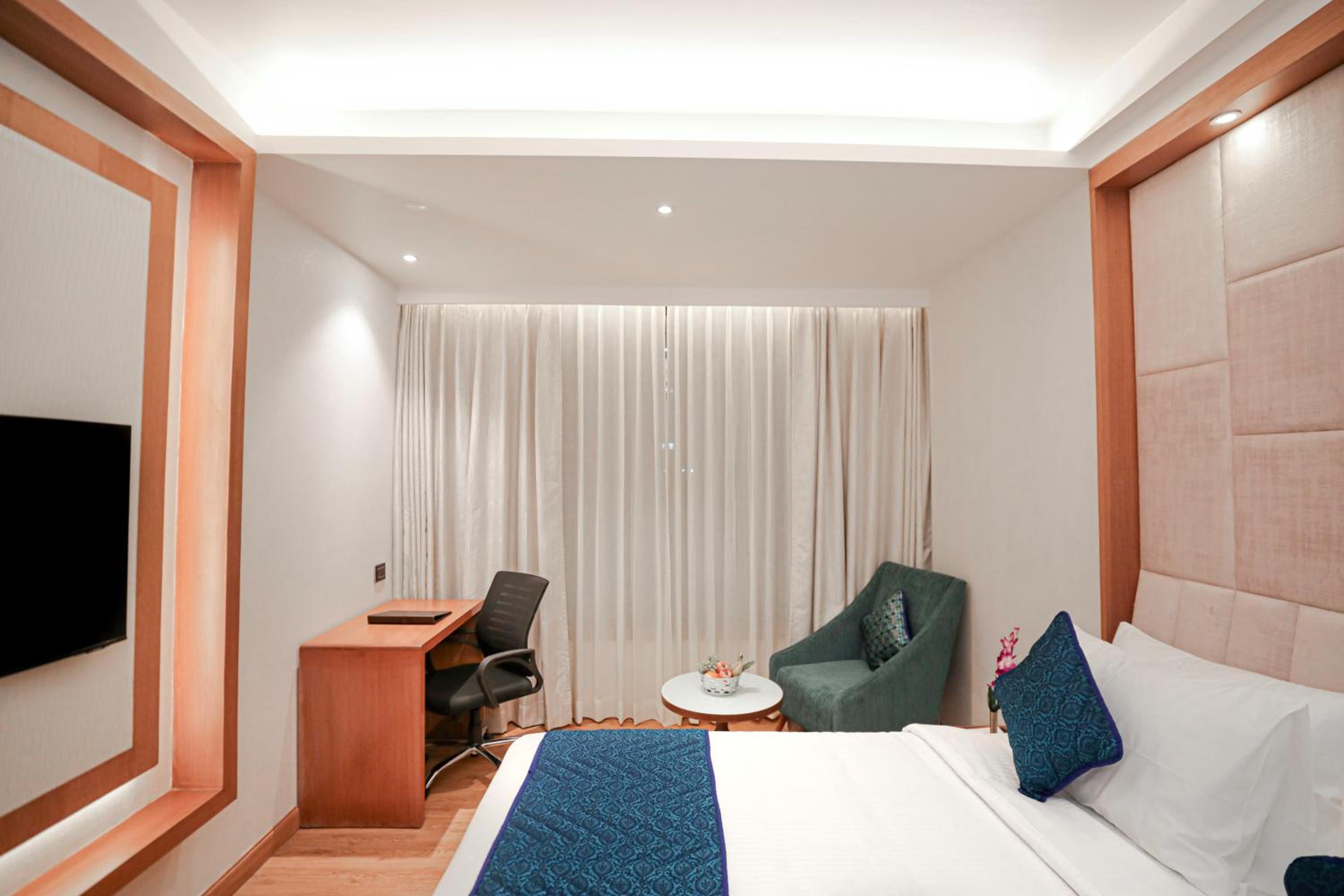 Standard Double Room photo 3