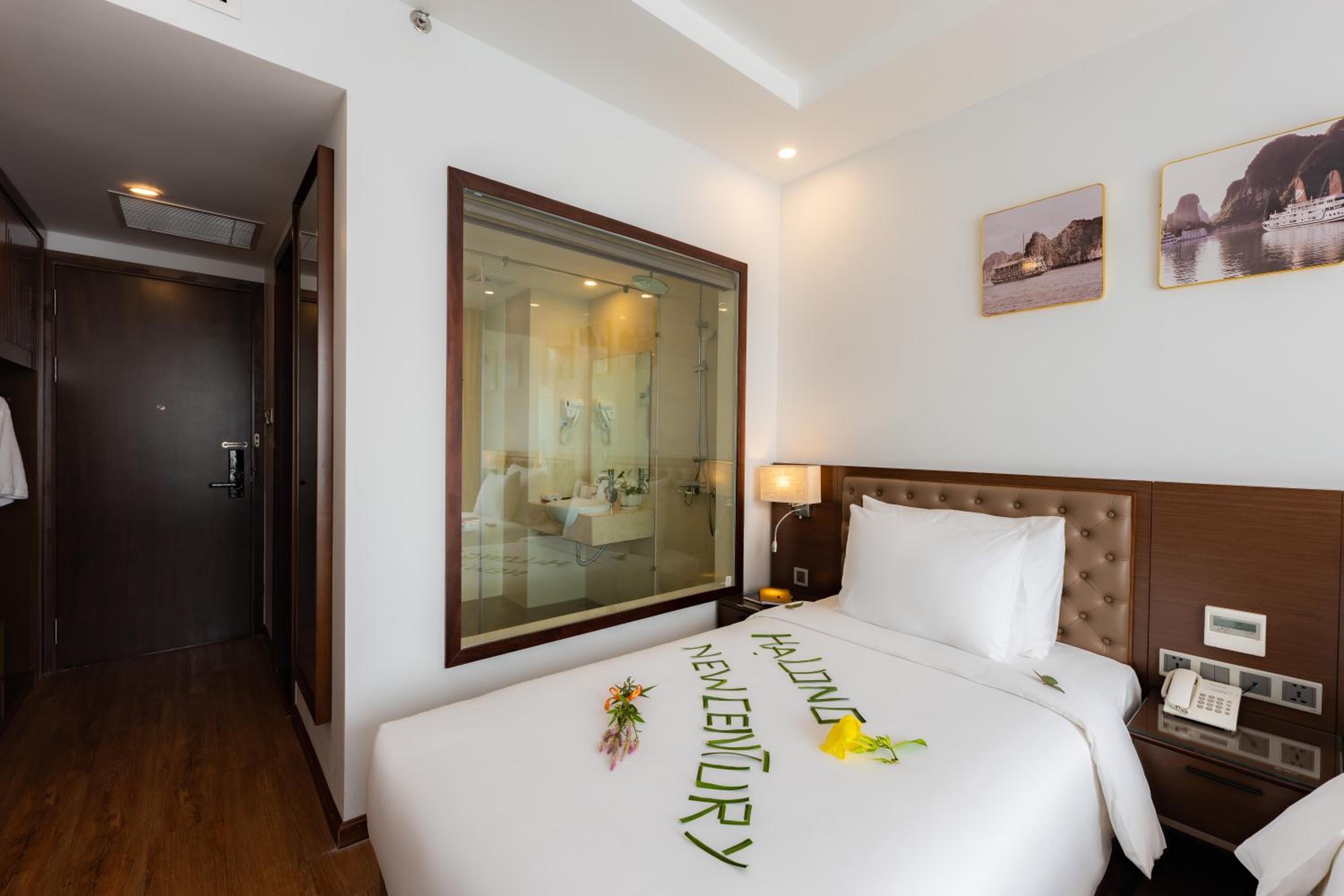 Deluxe Double or Twin Room - Photo 17
