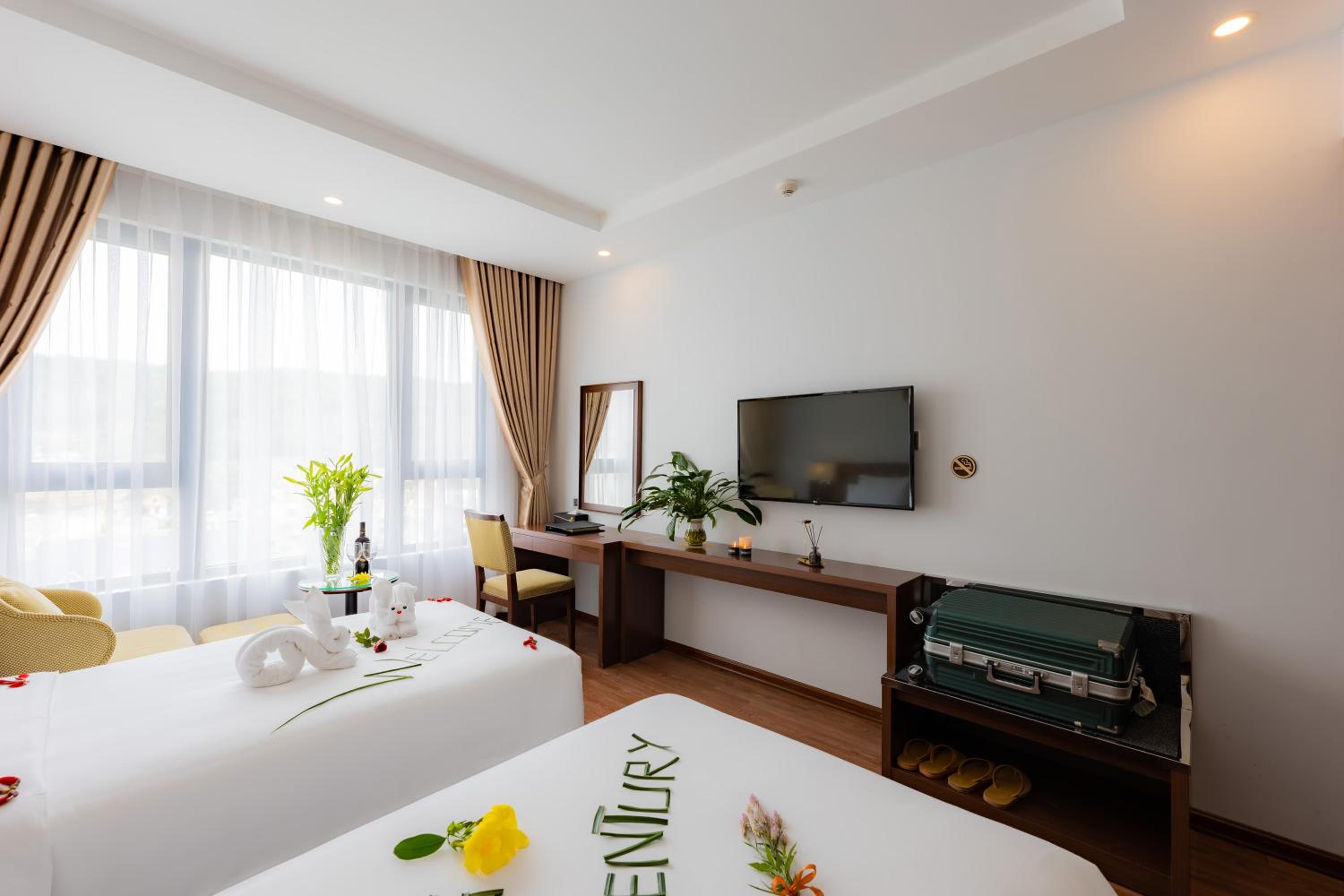 Deluxe Double or Twin Room - Photo 21