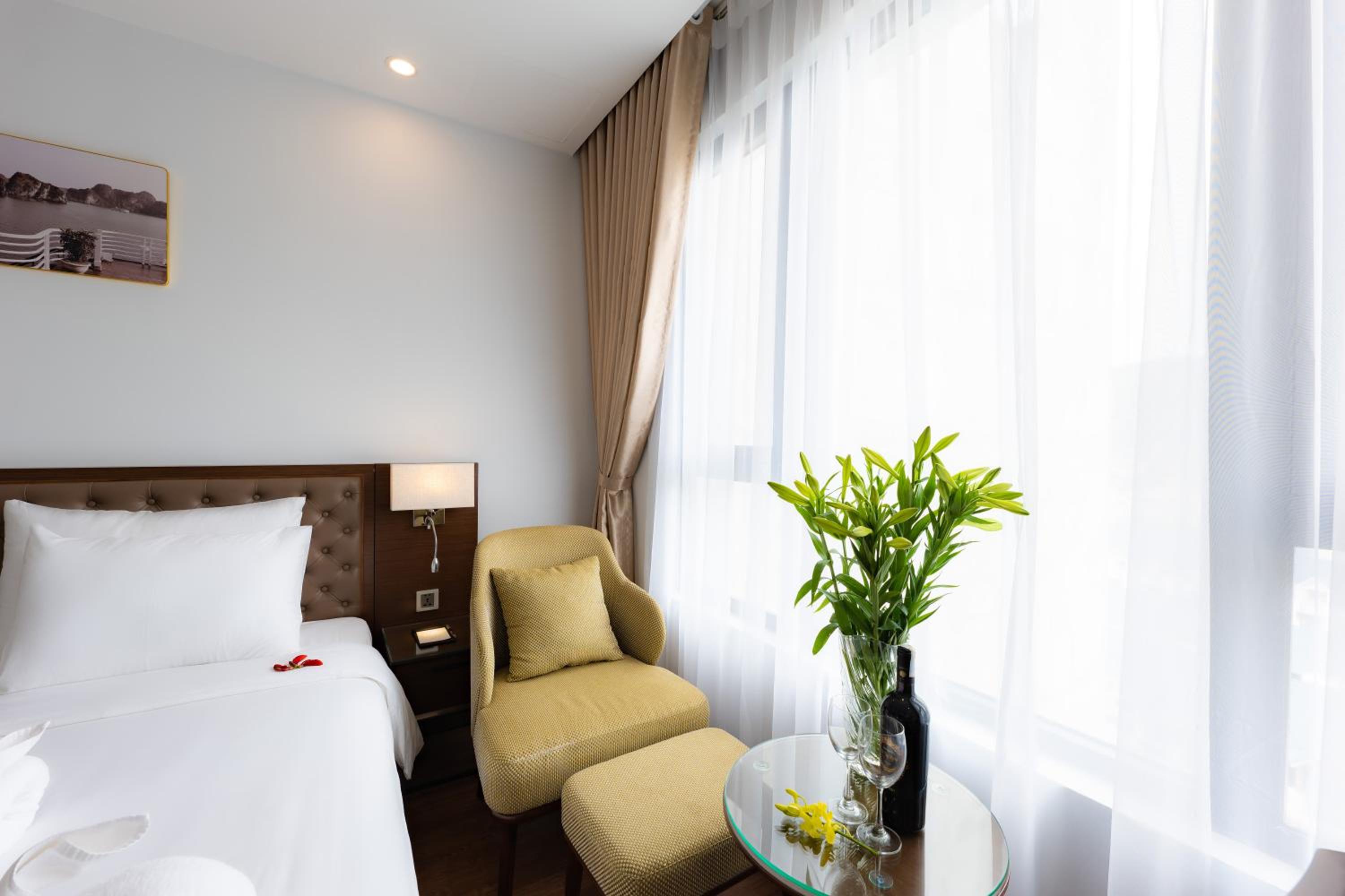Deluxe Double or Twin Room - Photo 19