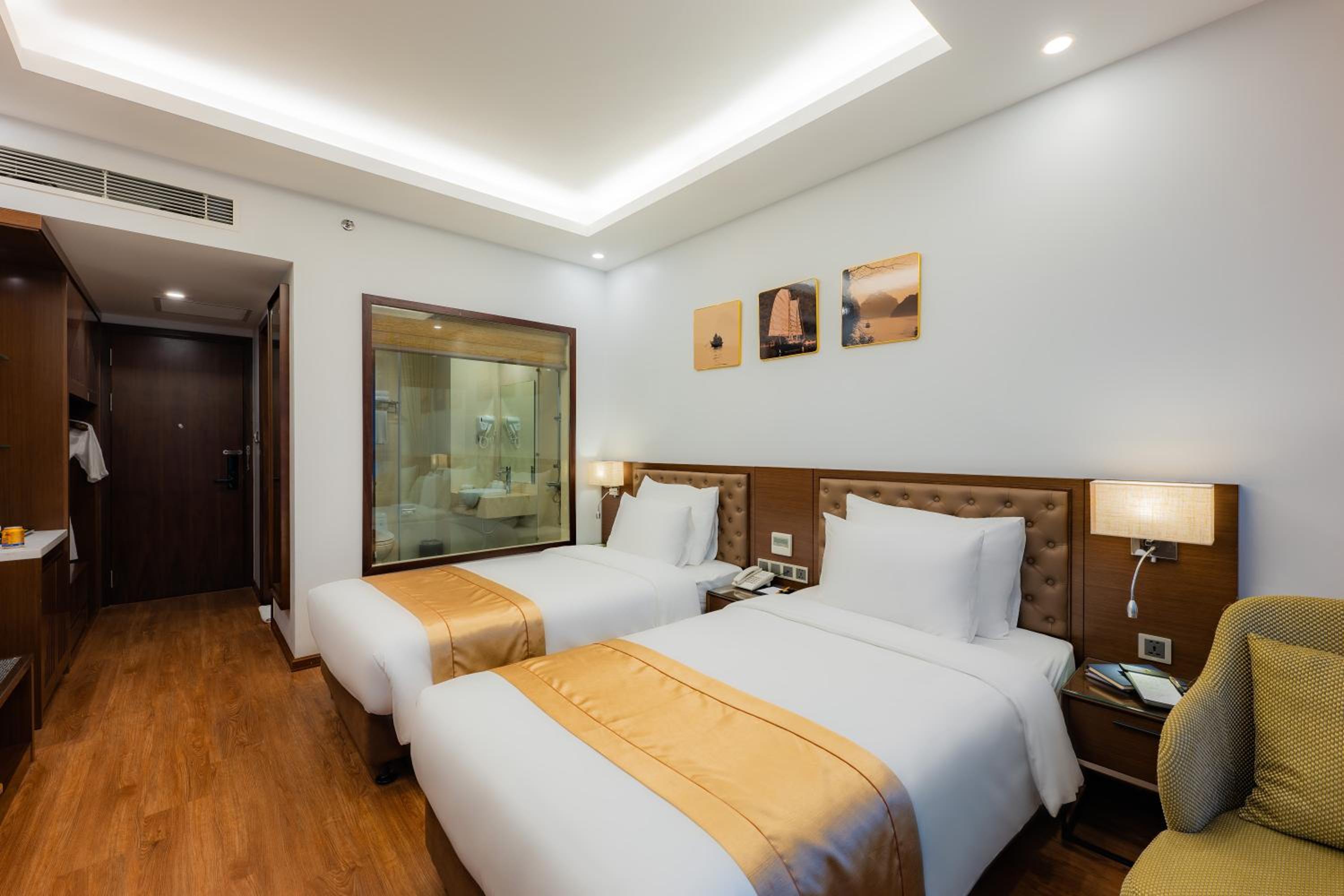 Deluxe Double or Twin Room - Photo 18