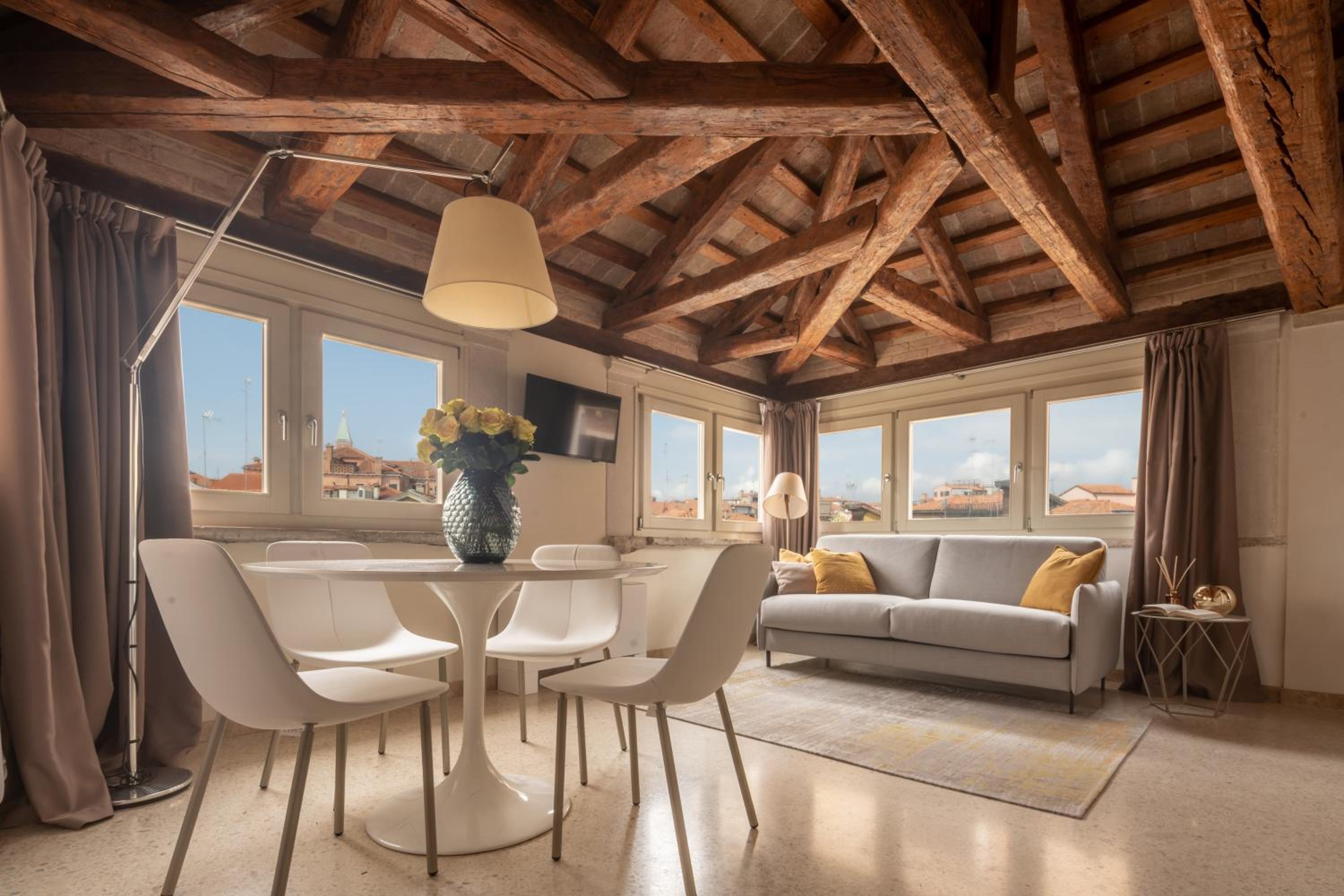 Apartment with Terrace photo 1