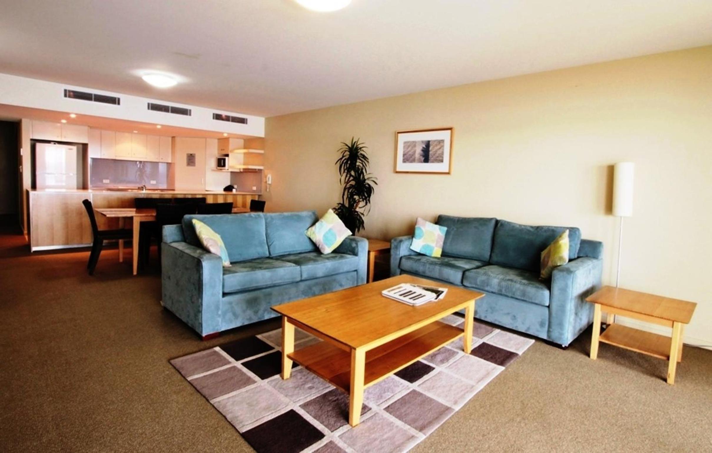 Three-Bedroom Apartment - Photo 5