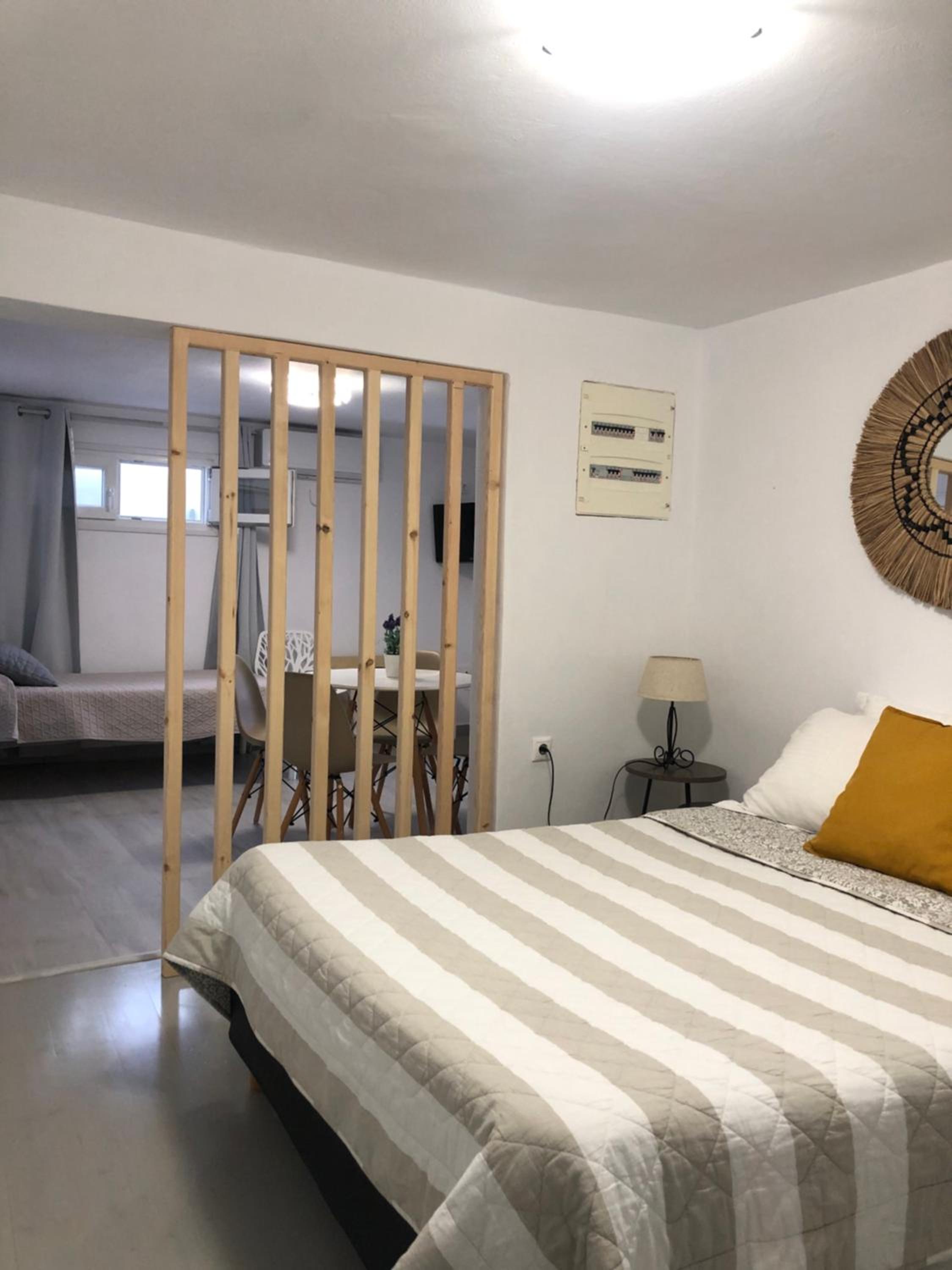 One-Bedroom Apartment - Photo 9