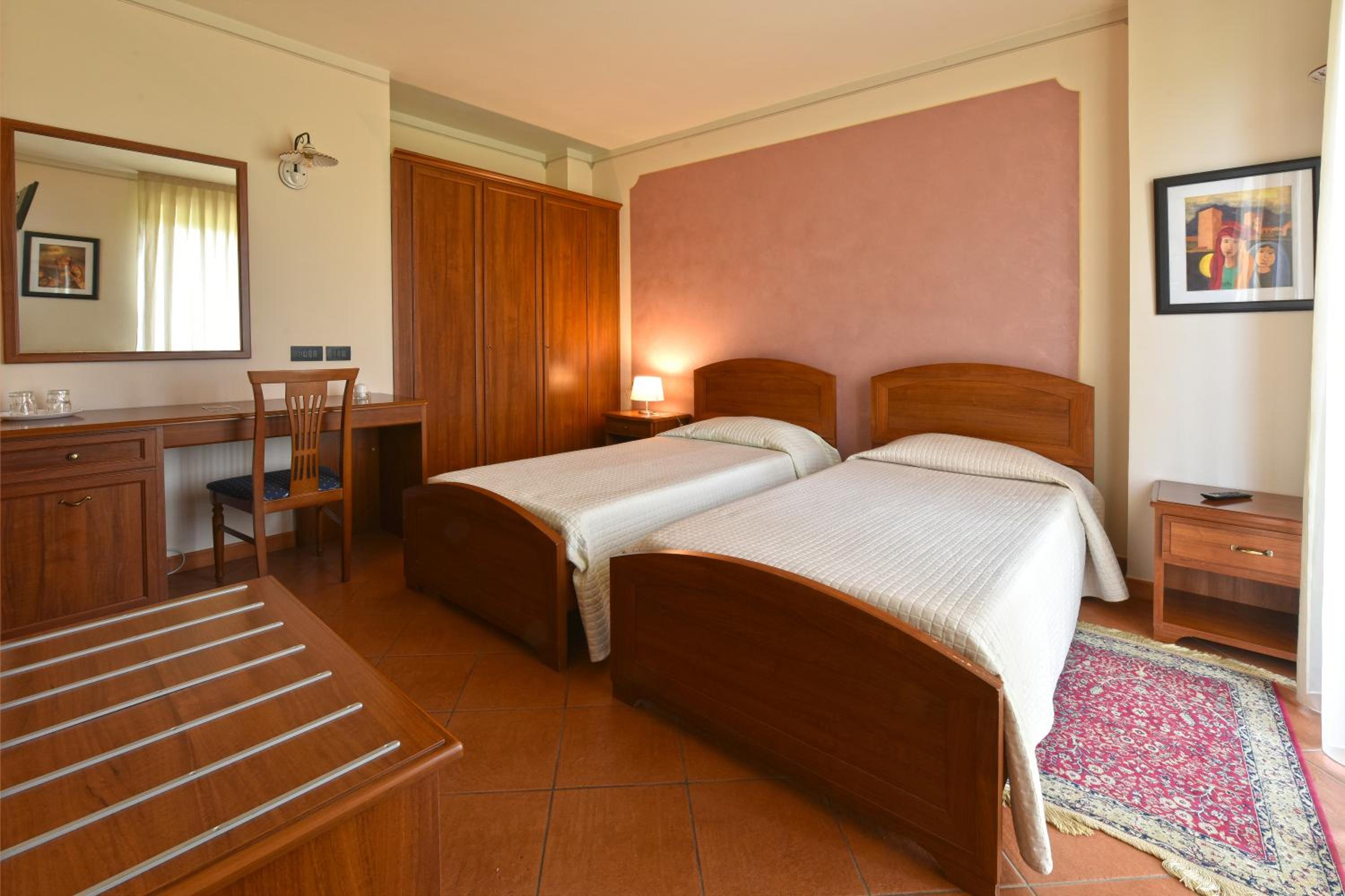 Twin Room photo 1
