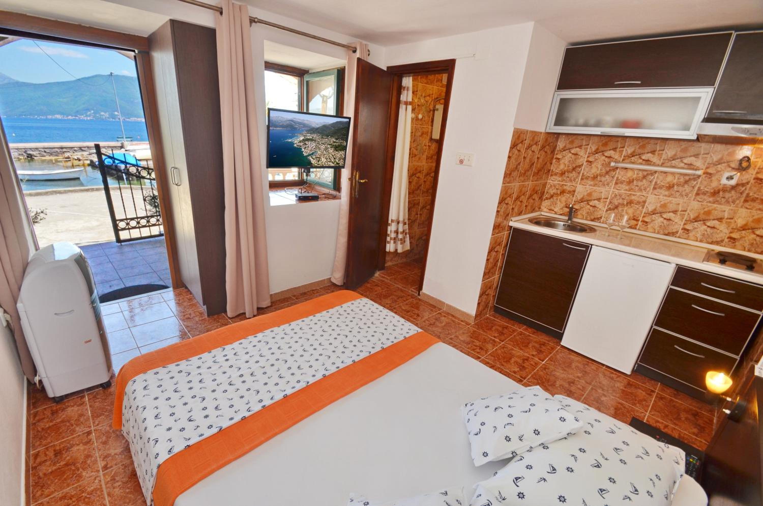 Studio with Sea View photo 3