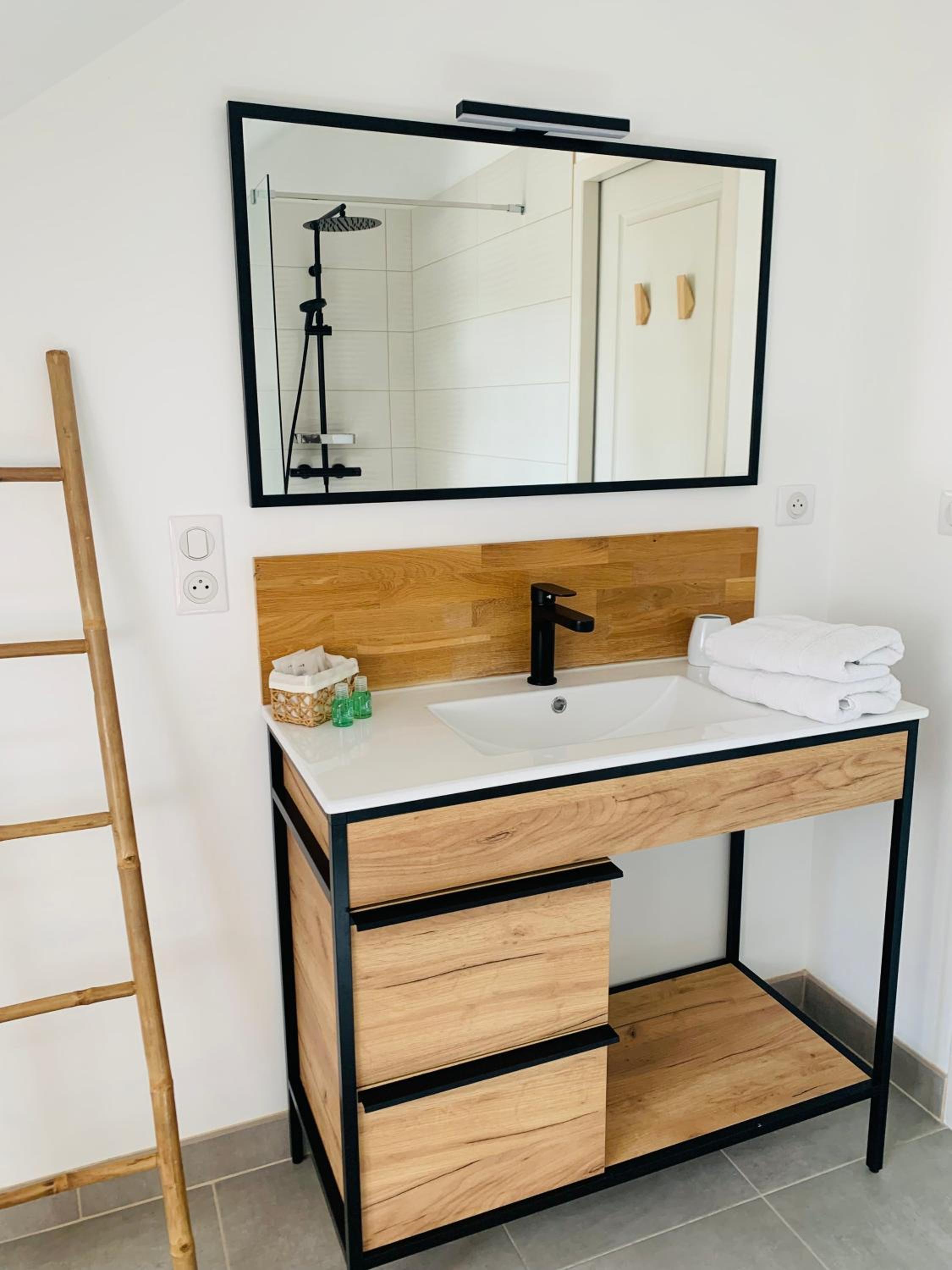 Double Room with Private Bathroom photo 2