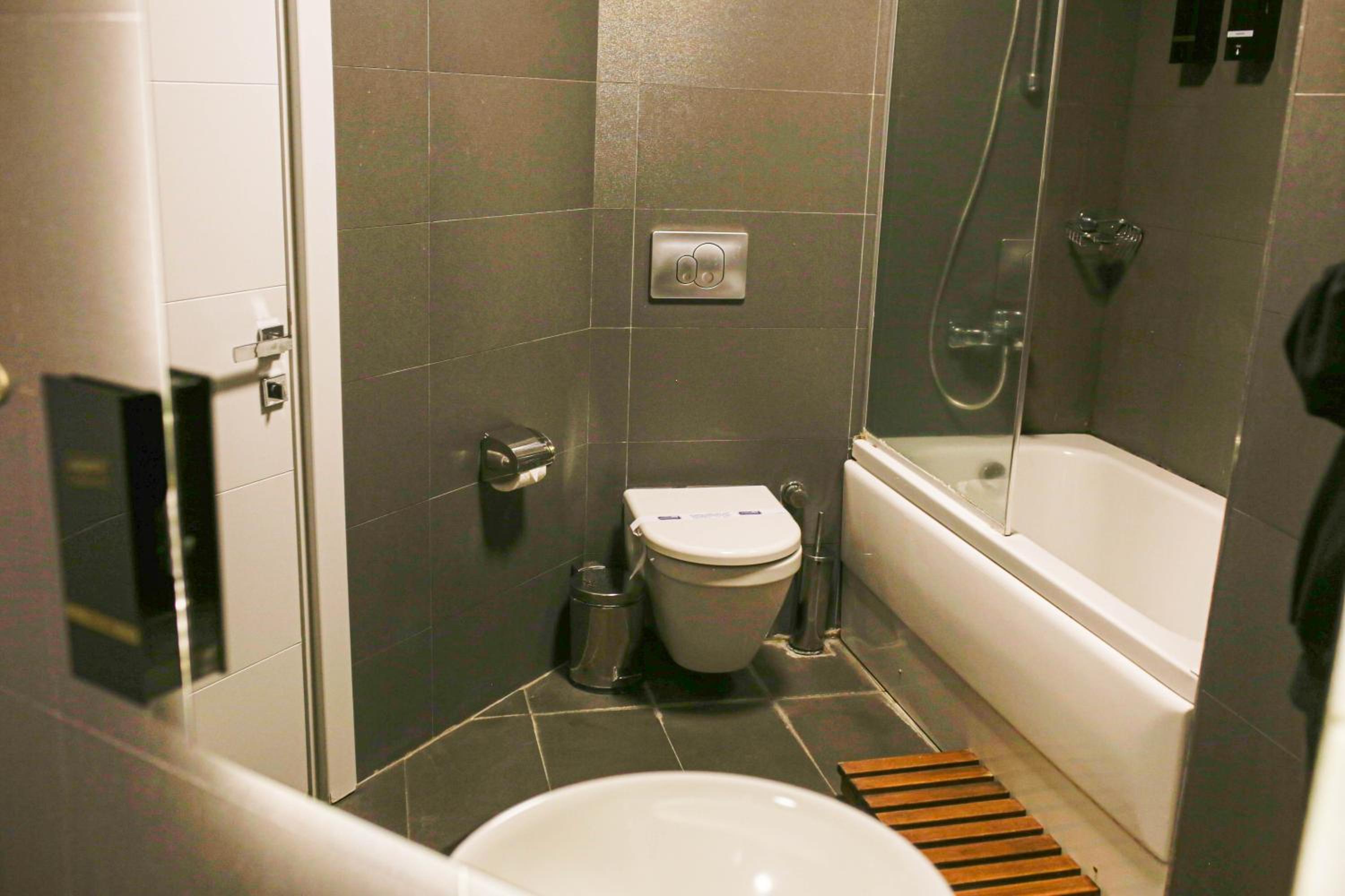 Double or Twin Room - Photo 2