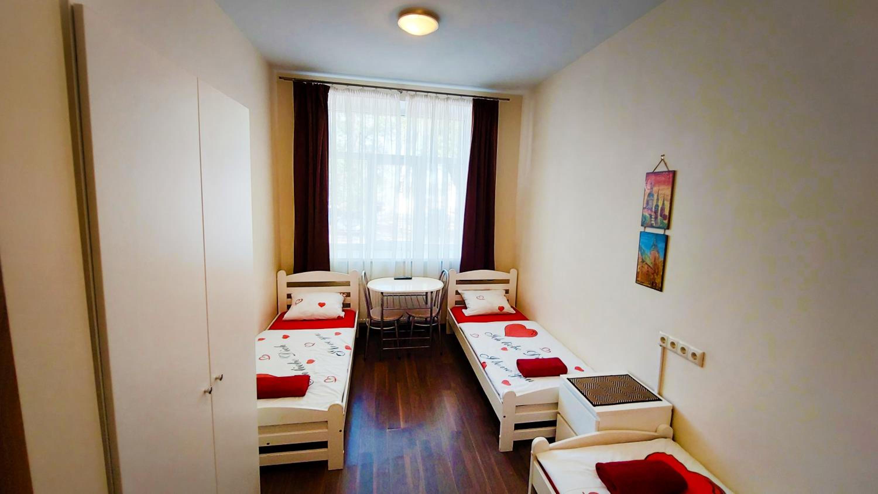 Triple Room with Shower - Photo 19