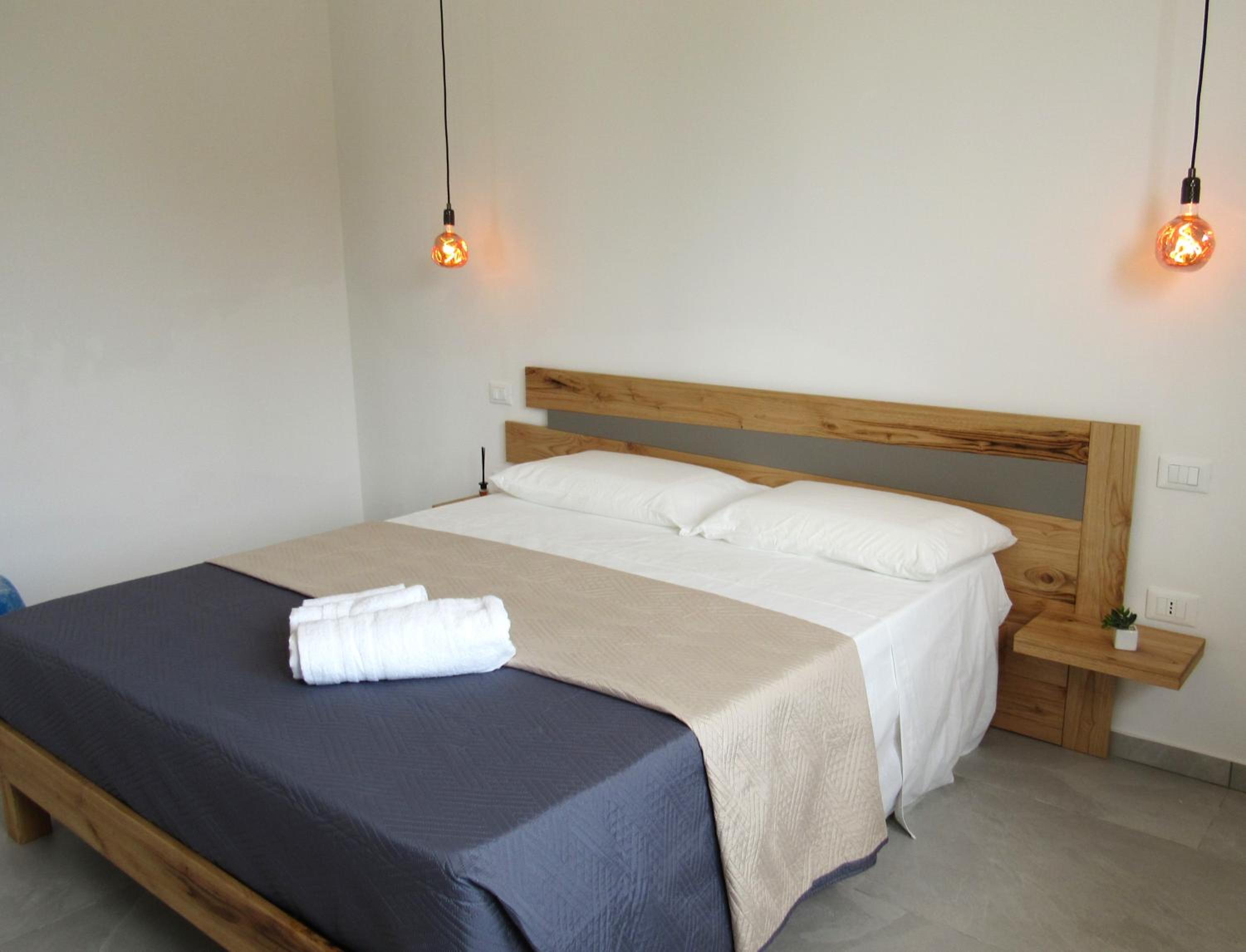 Deluxe Double Room with Extra Bed