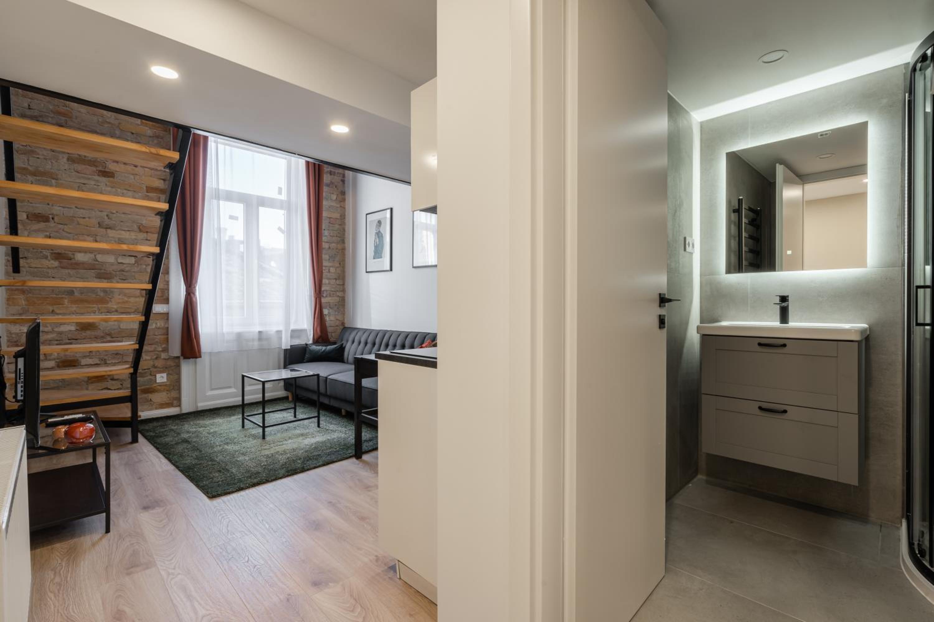 Superior Apartment with Gallery - Photo 5