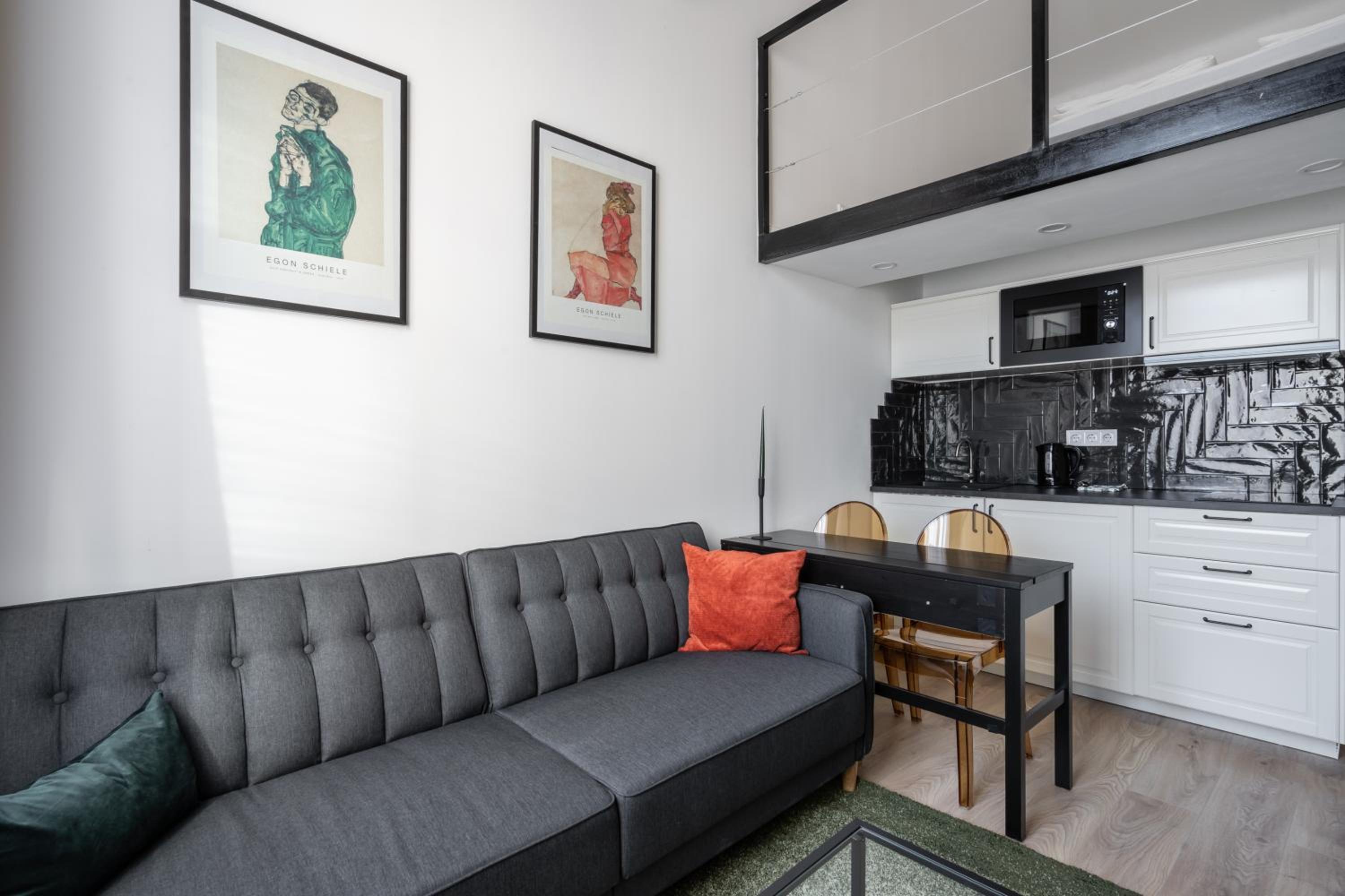Superior Apartment with Gallery - Photo 4