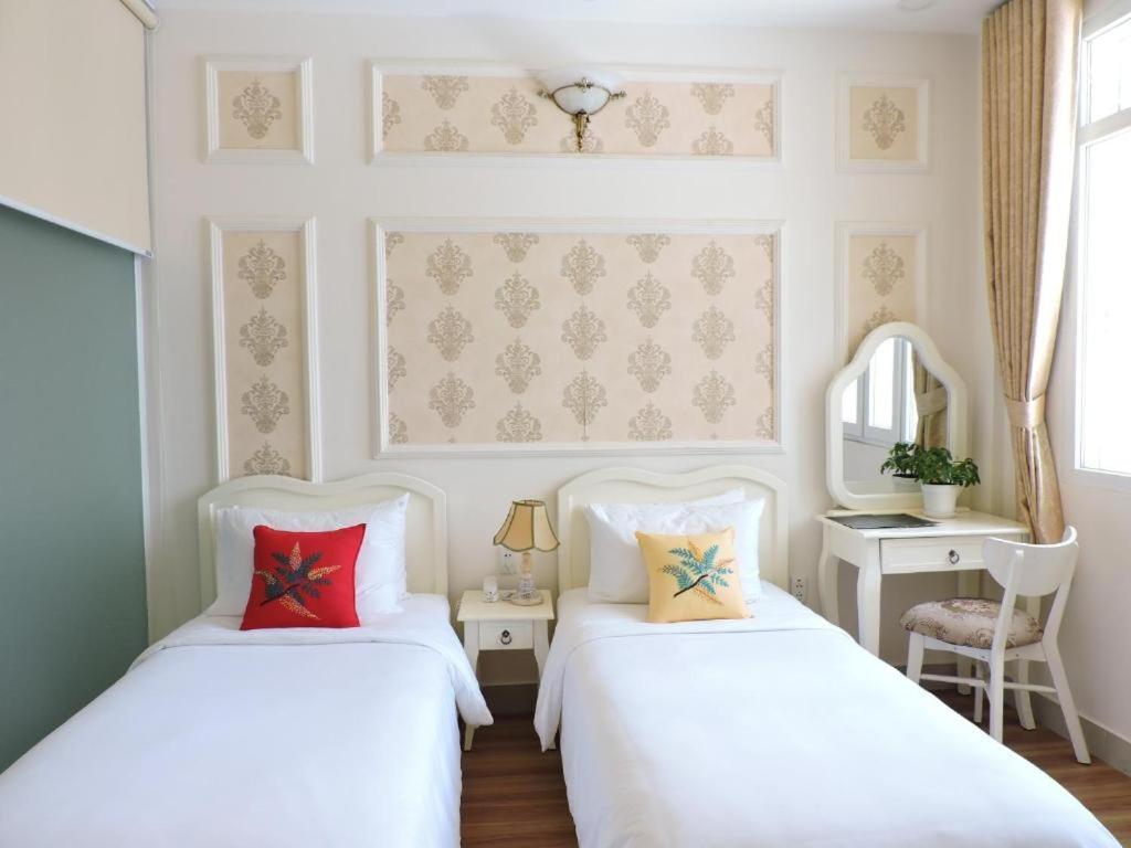 Small Twin Room