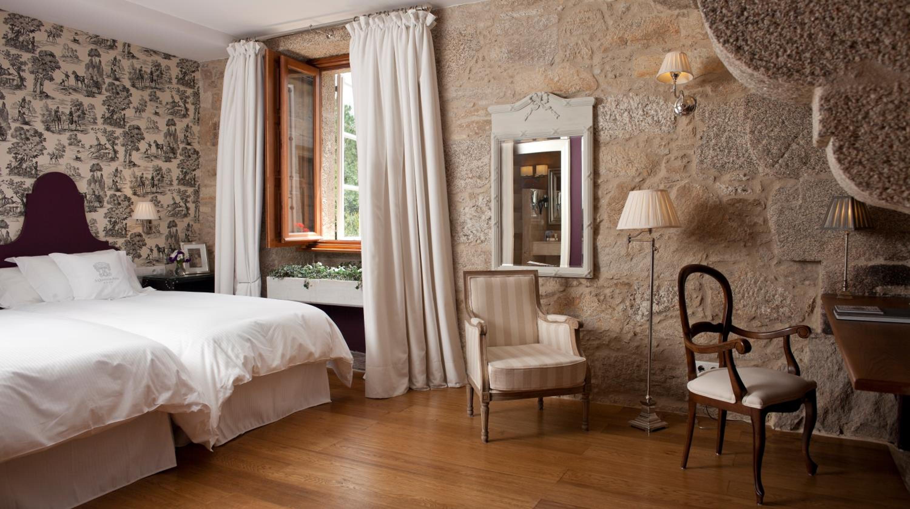 Deluxe Double Room - Photo 6