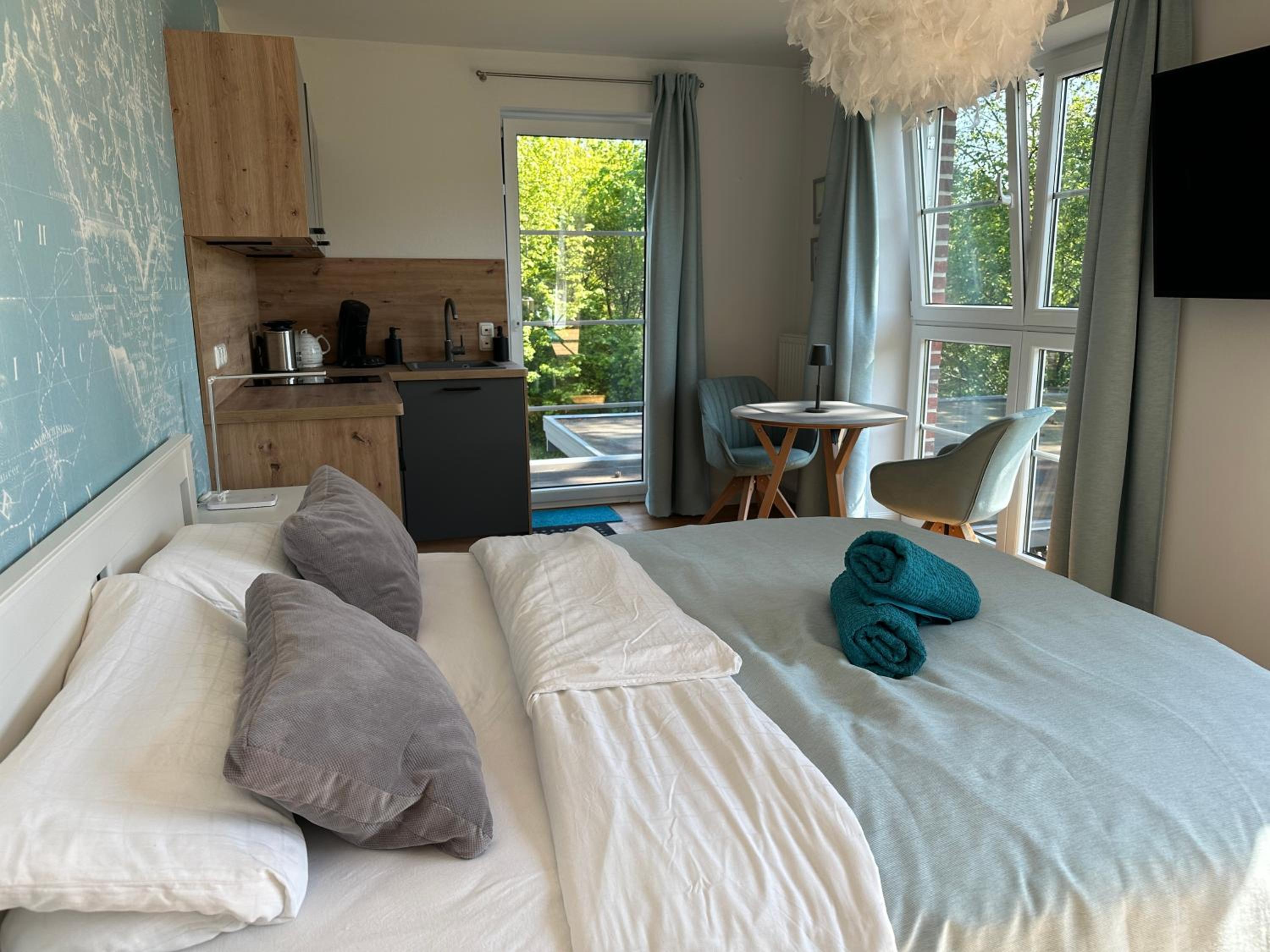 Double Room with Lake View photo 2