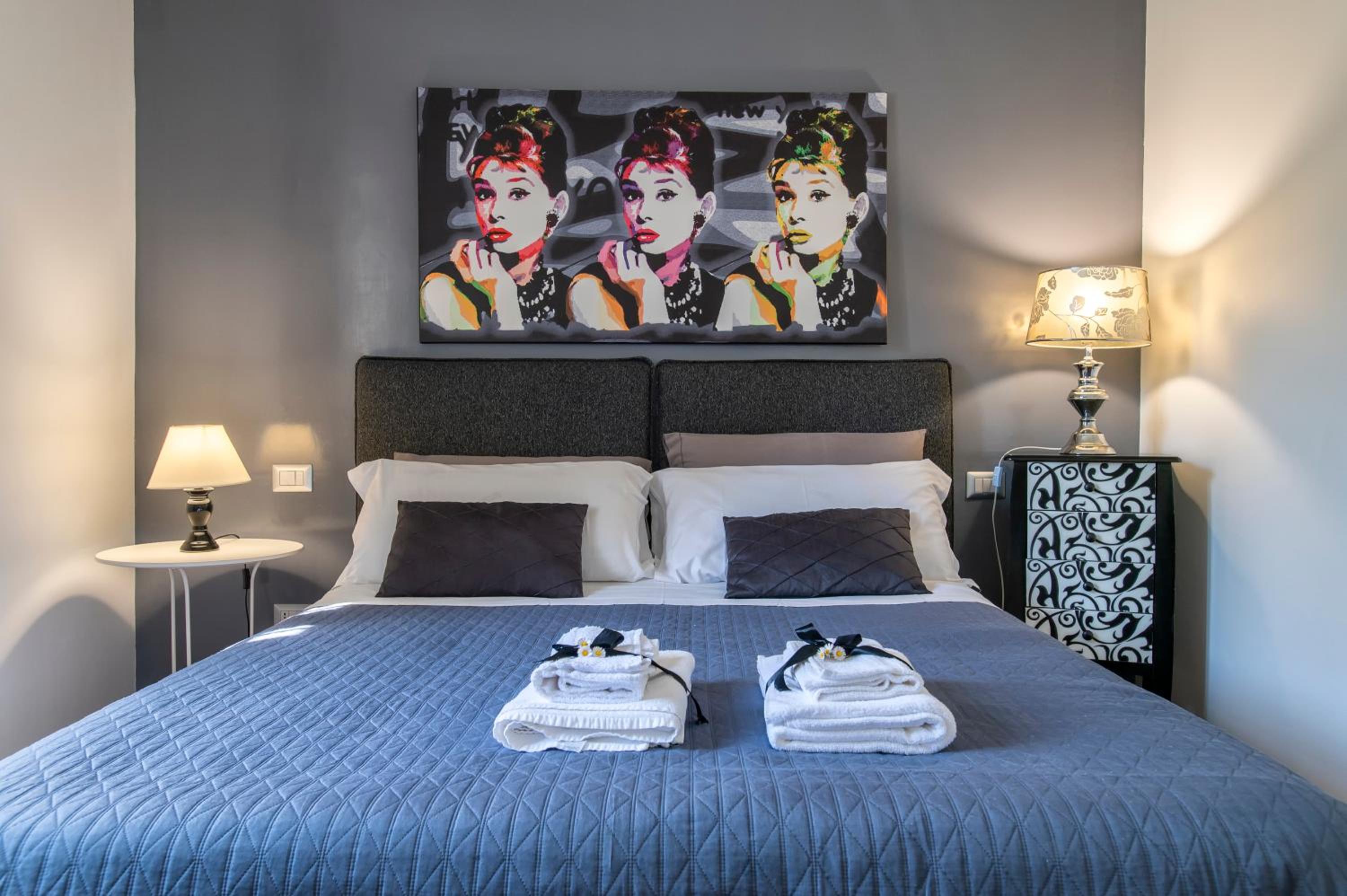 Deluxe Room - Photo 7