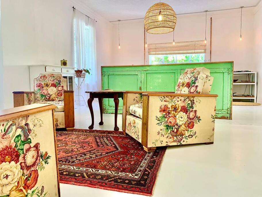 Three-Bedroom House photo 1