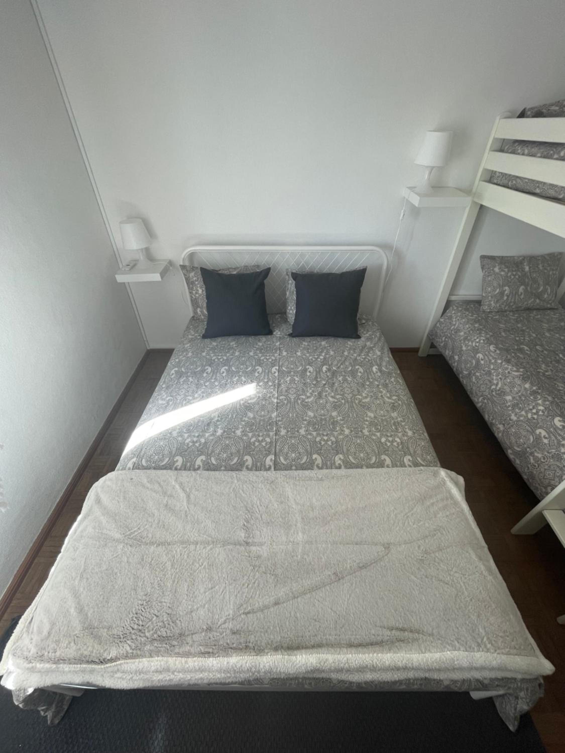 Three-Bedroom Apartment - Photo 43