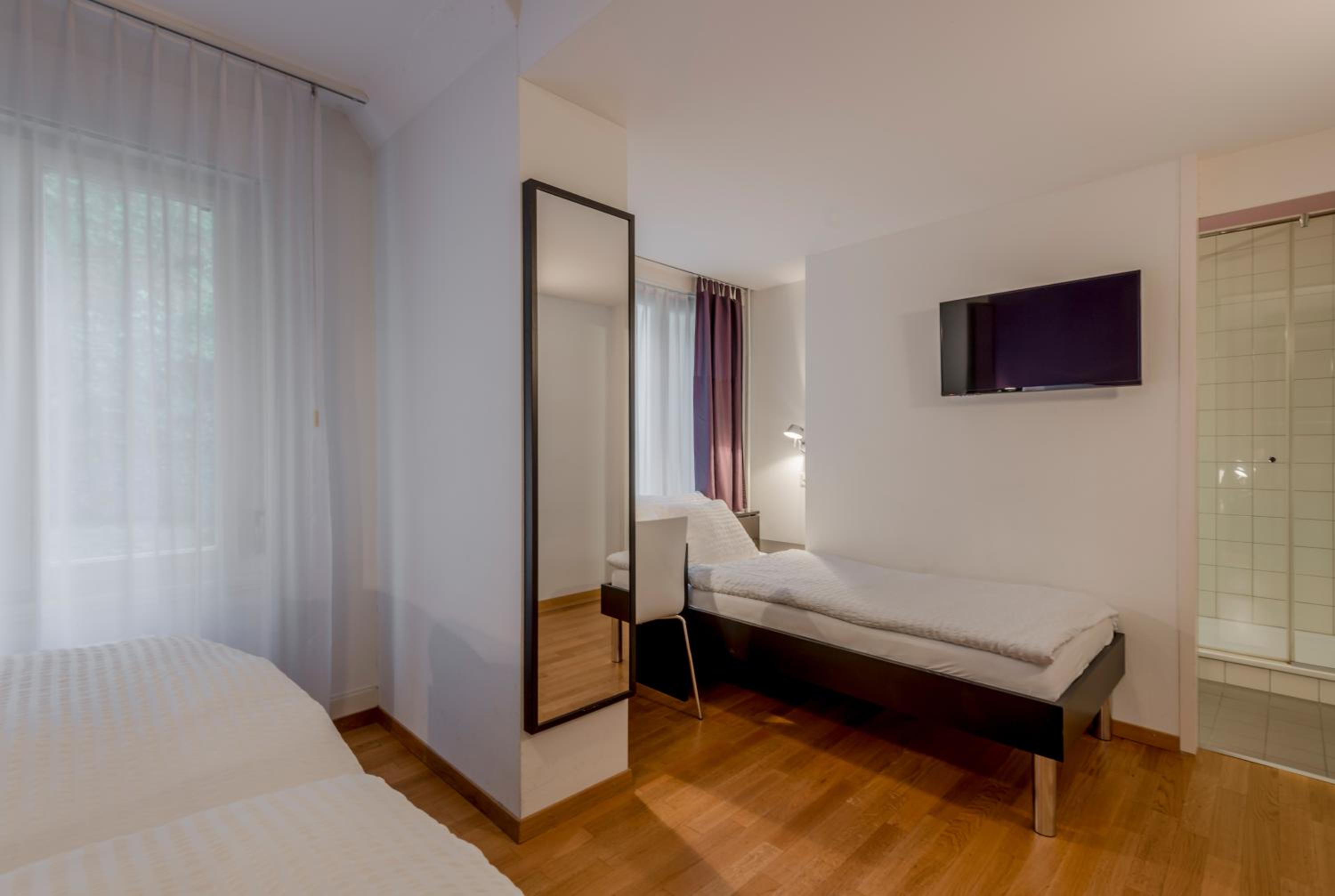 Triple Room - Photo 2
