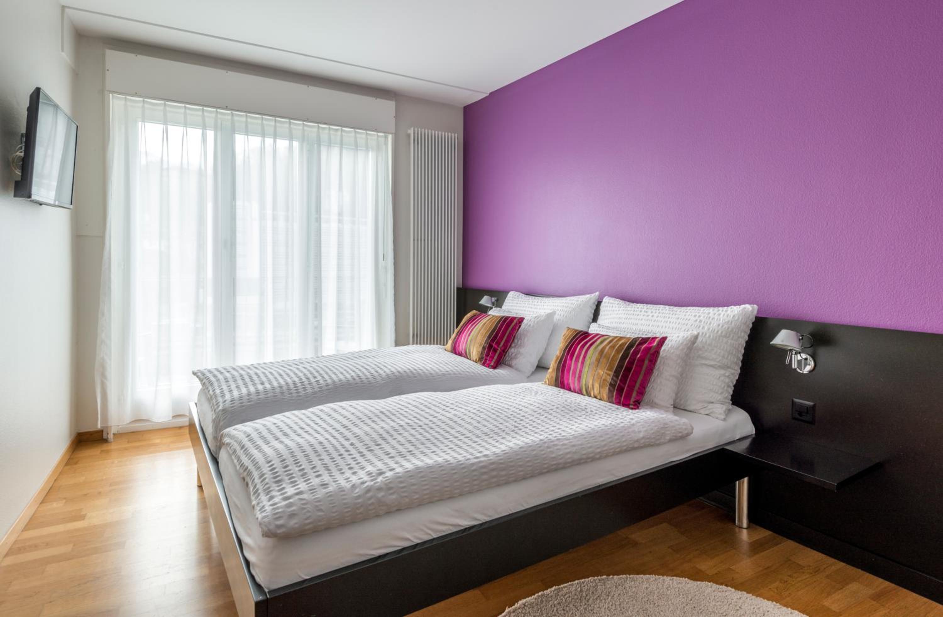 Double Room with Balcony and River and Mountain View - Photo 2