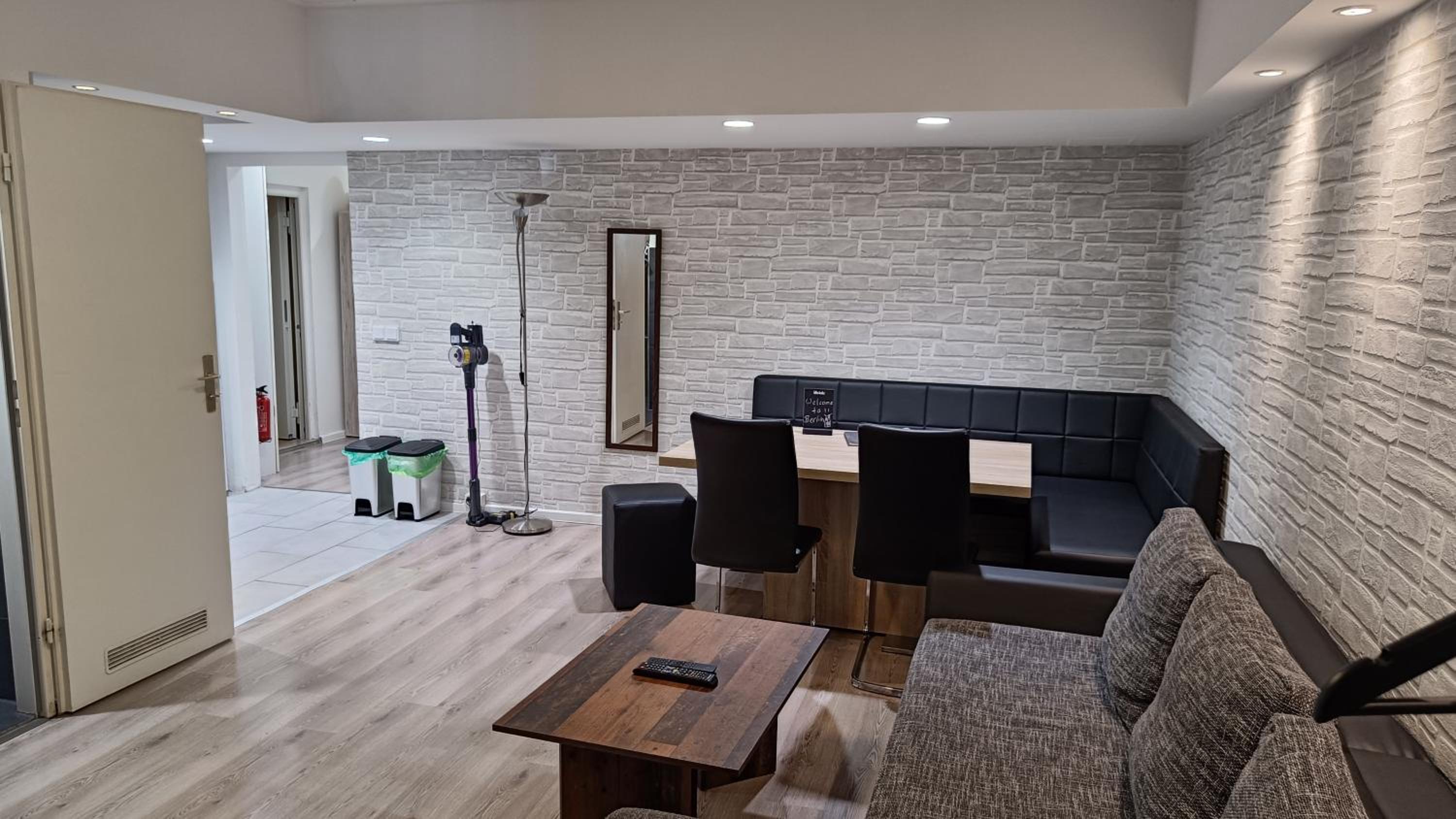 Apartment photo 1