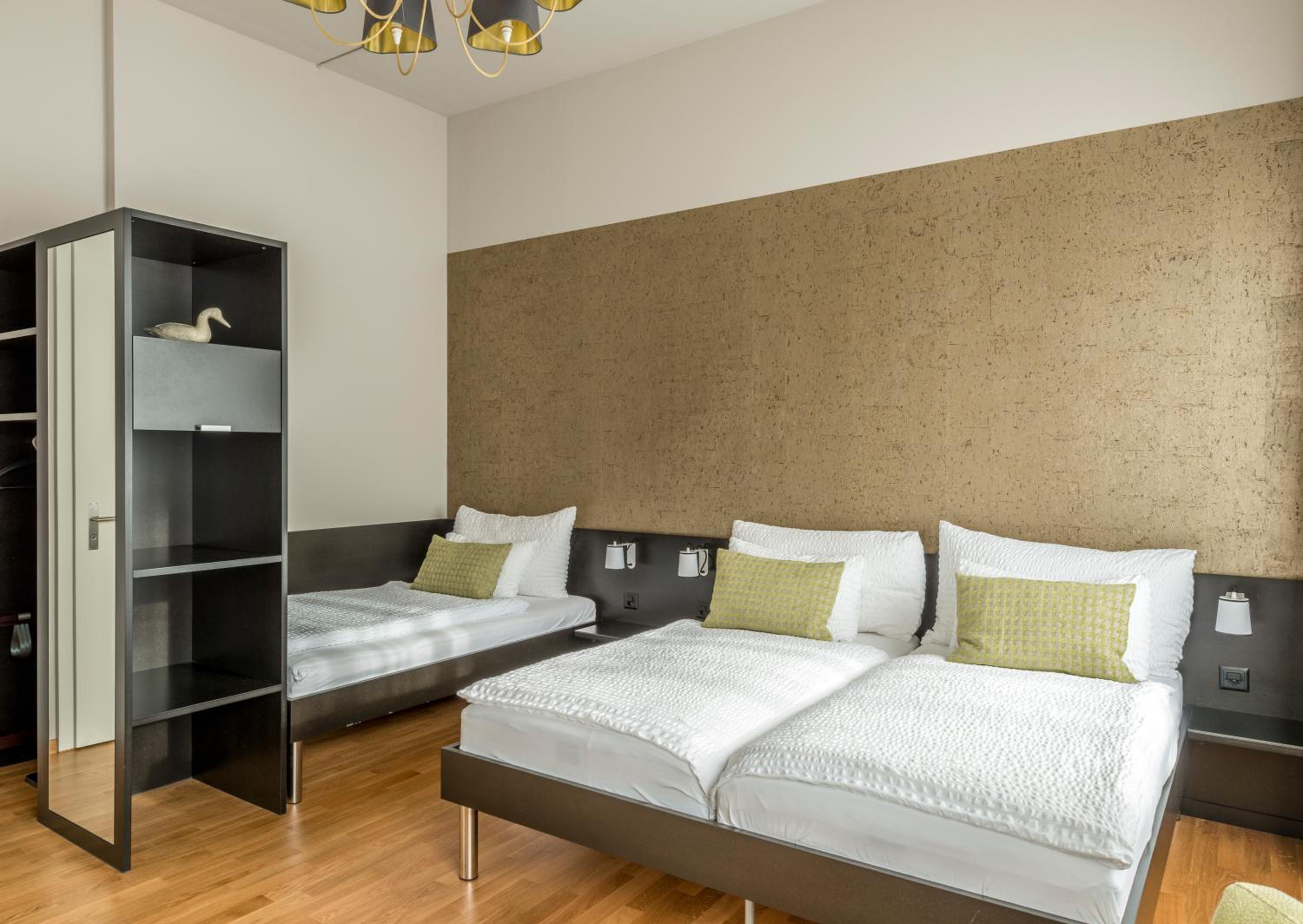 Superior Triple Room with River and Mountain View photo 1