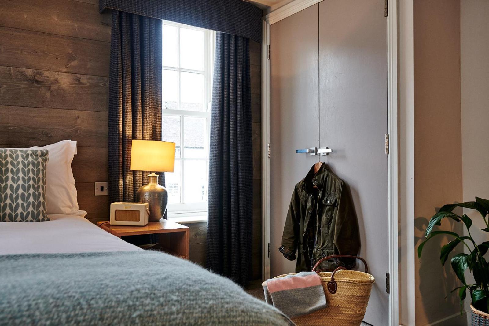 Double Room - Photo 8