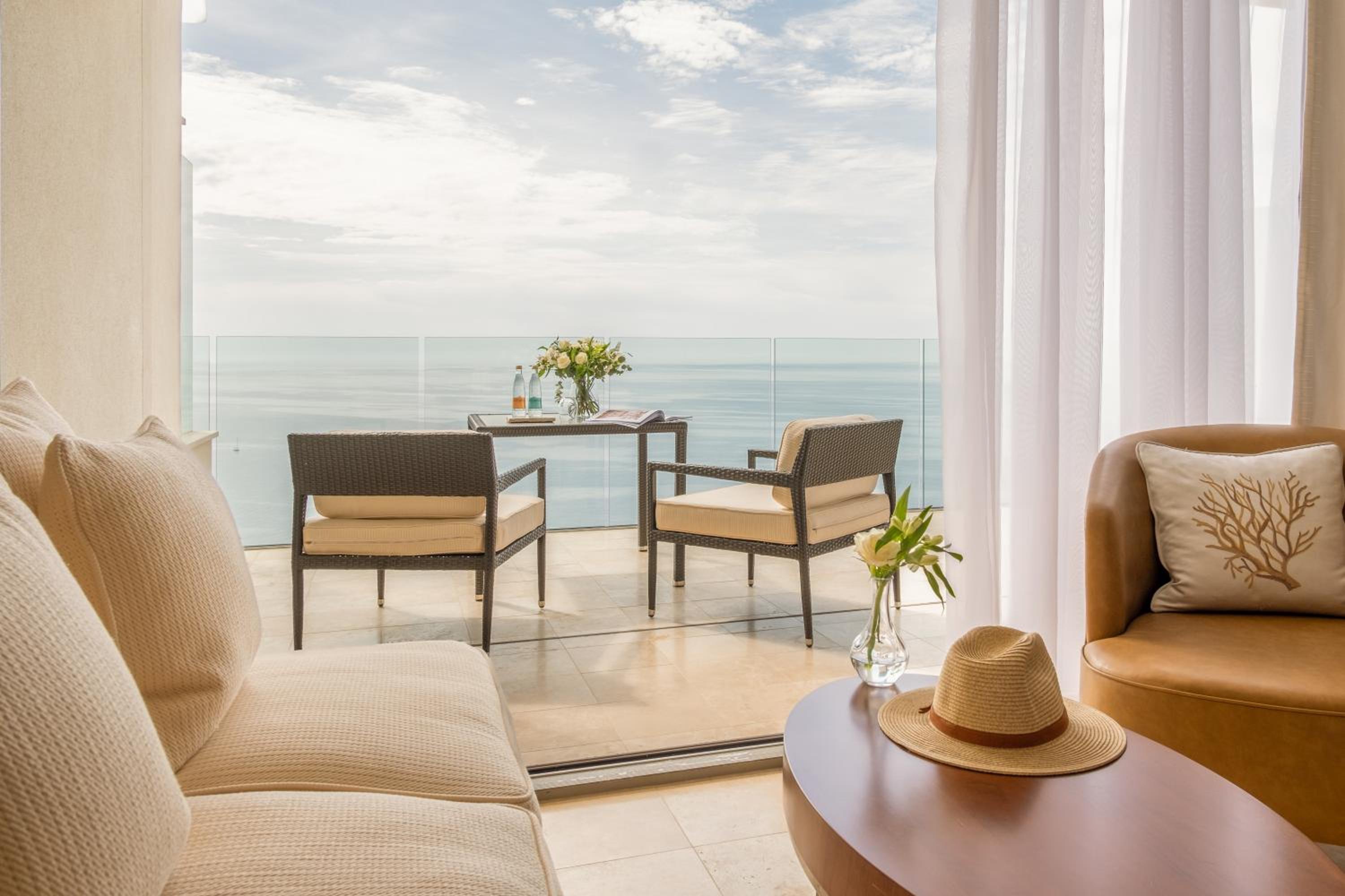 Junior Suite con Vista al Mar y Gran Terraza photo