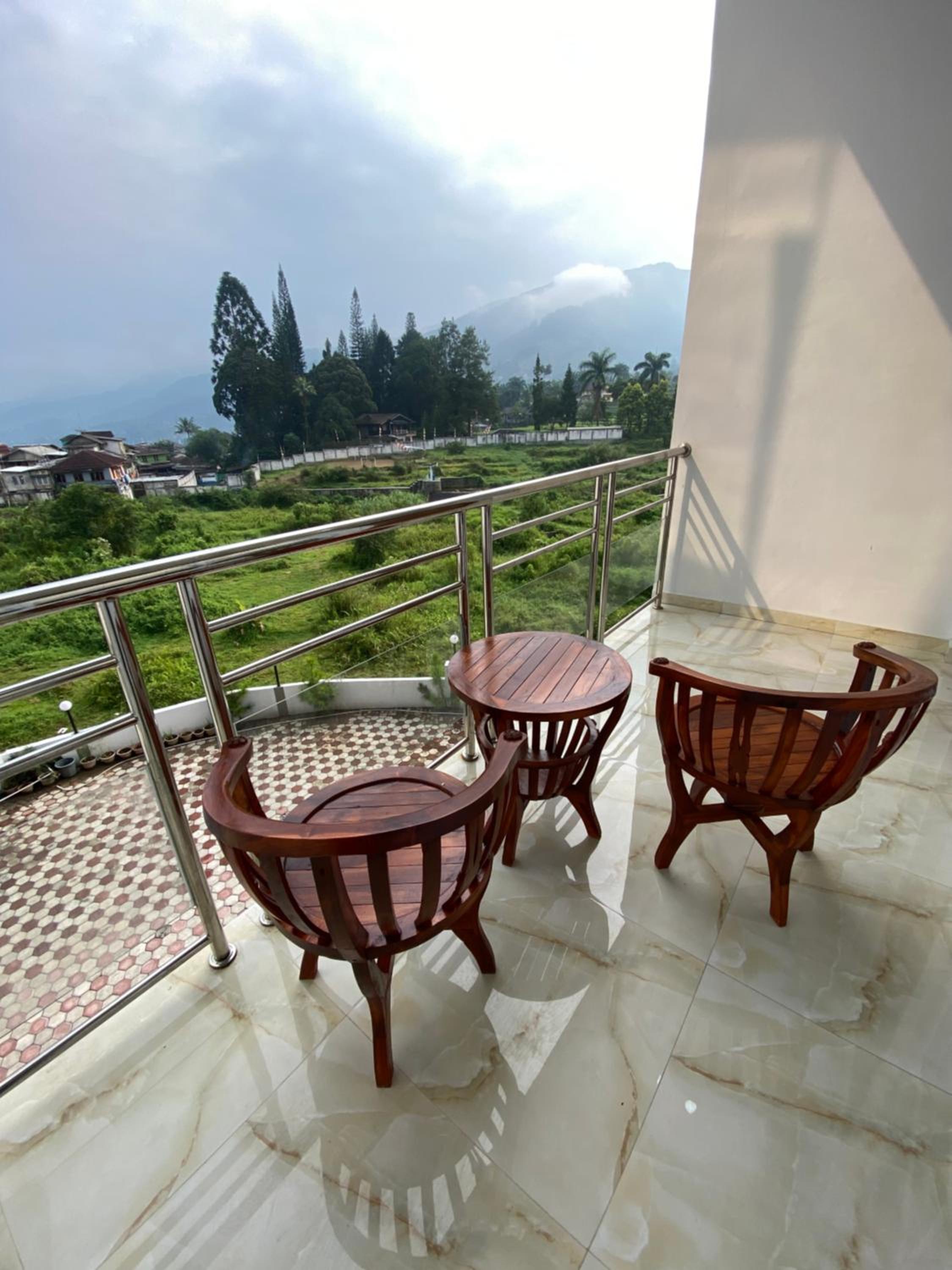 Studio with Pool View - Photo 7
