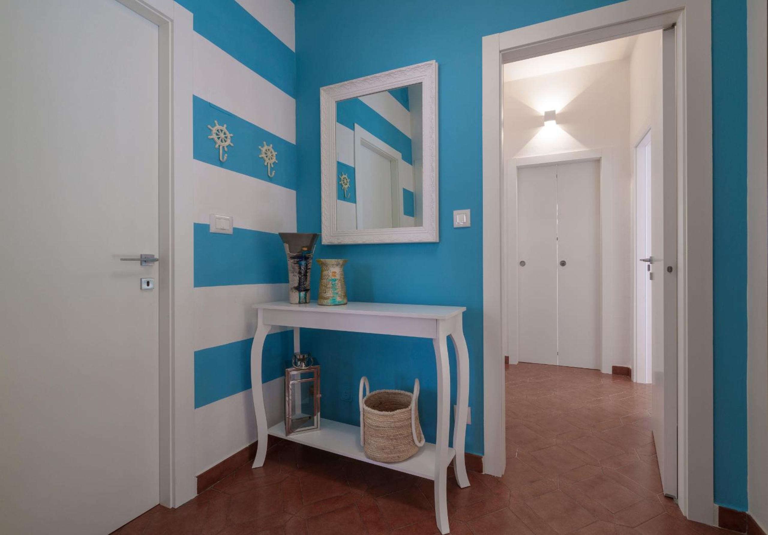 Two-Bedroom House photo 2