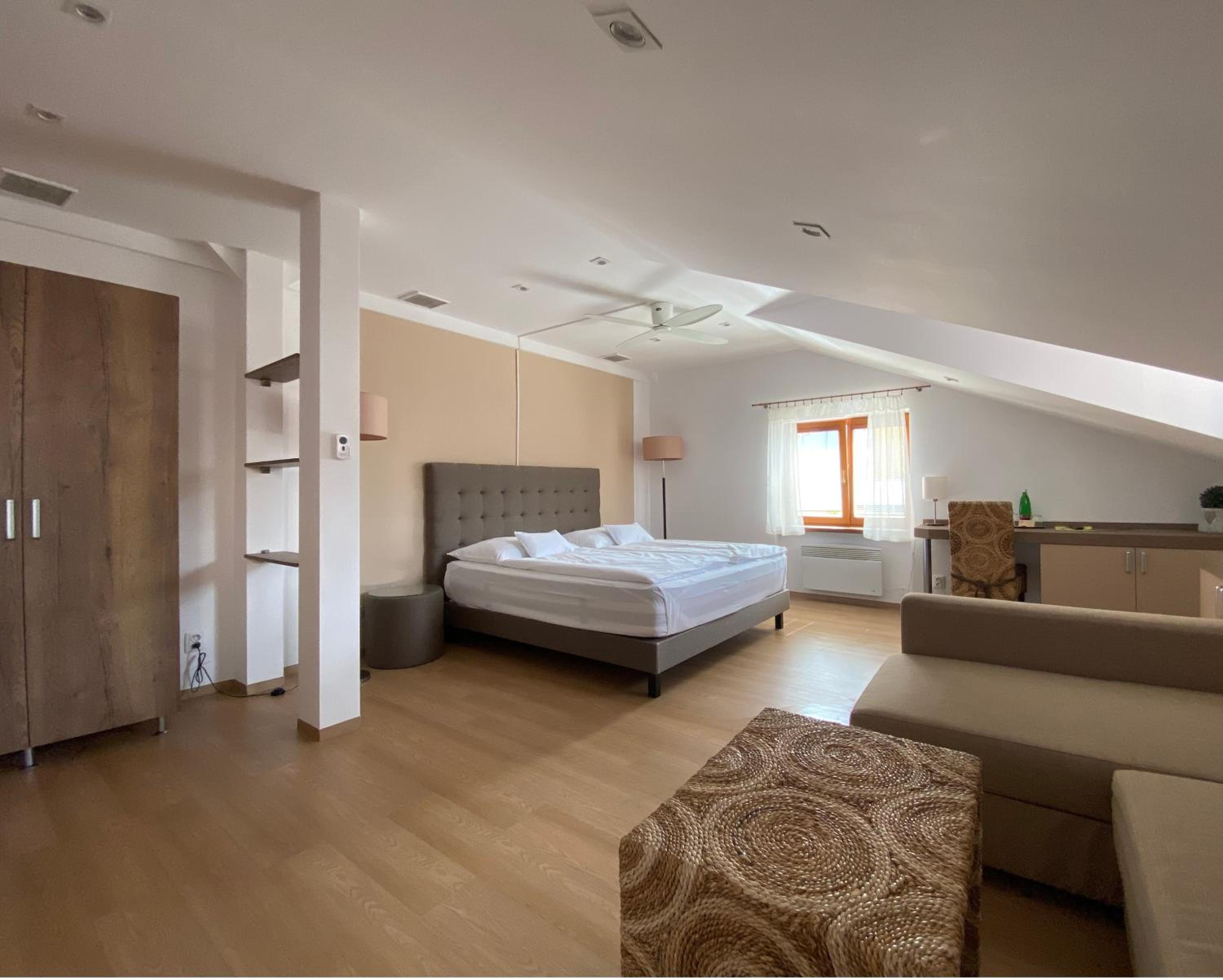 Suite photo 1