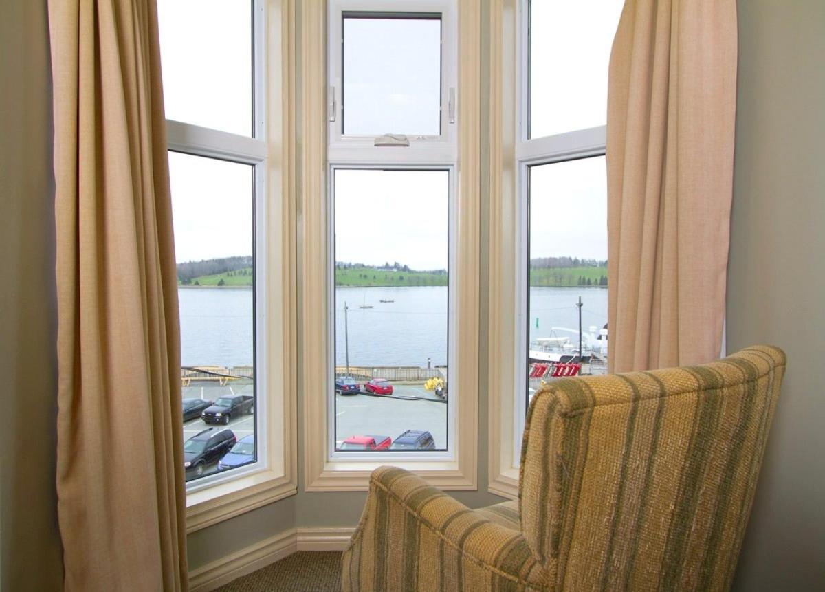 Queen Room with Ocean View photo 3