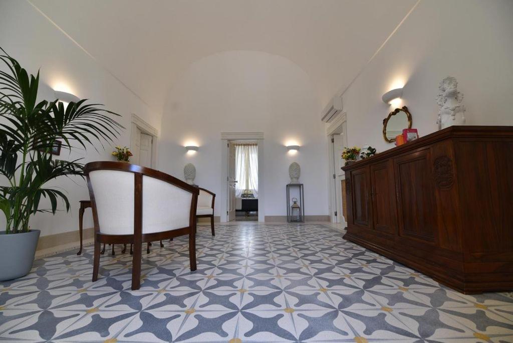 Villa photo 1